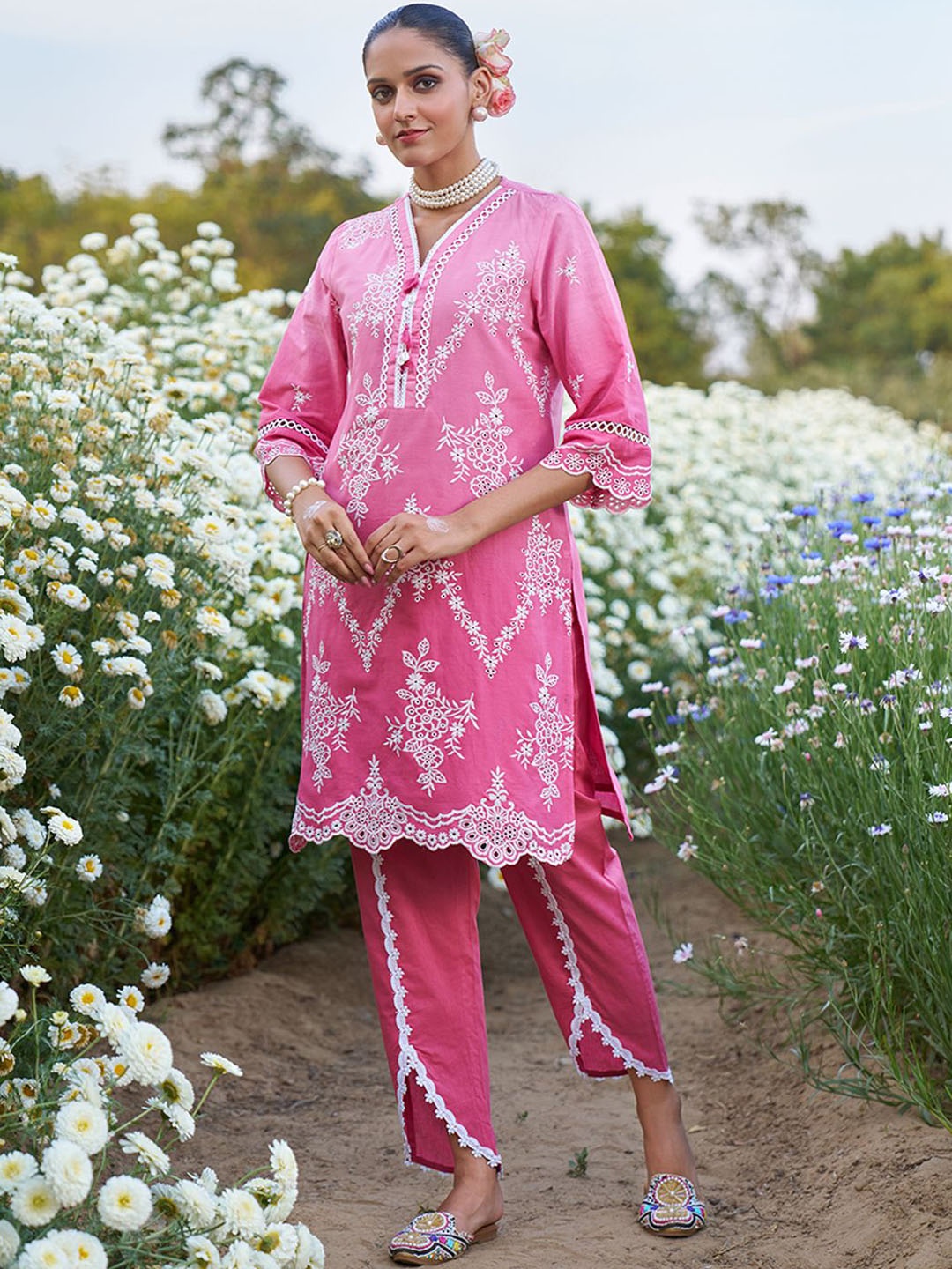 

HEEPOSH Embroidered Pure Cotton V-Neck Tunic & TrousersCo-OrdsSet, Pink