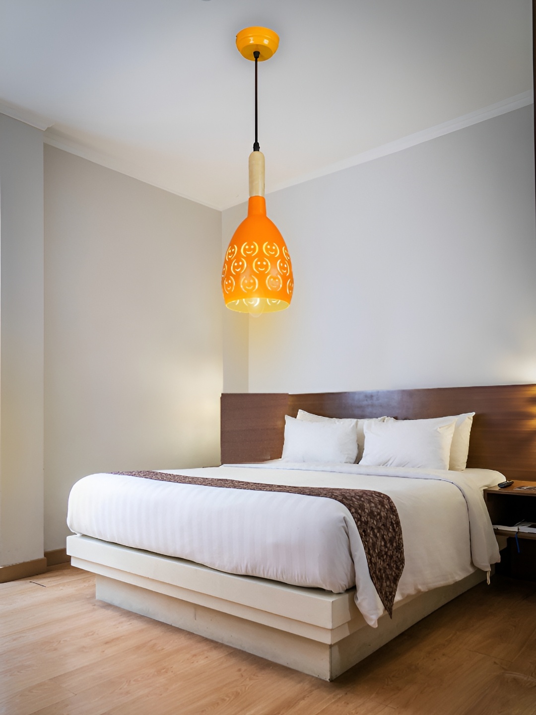 

GAUVIK Orange Aluminium Ceiling Lamp