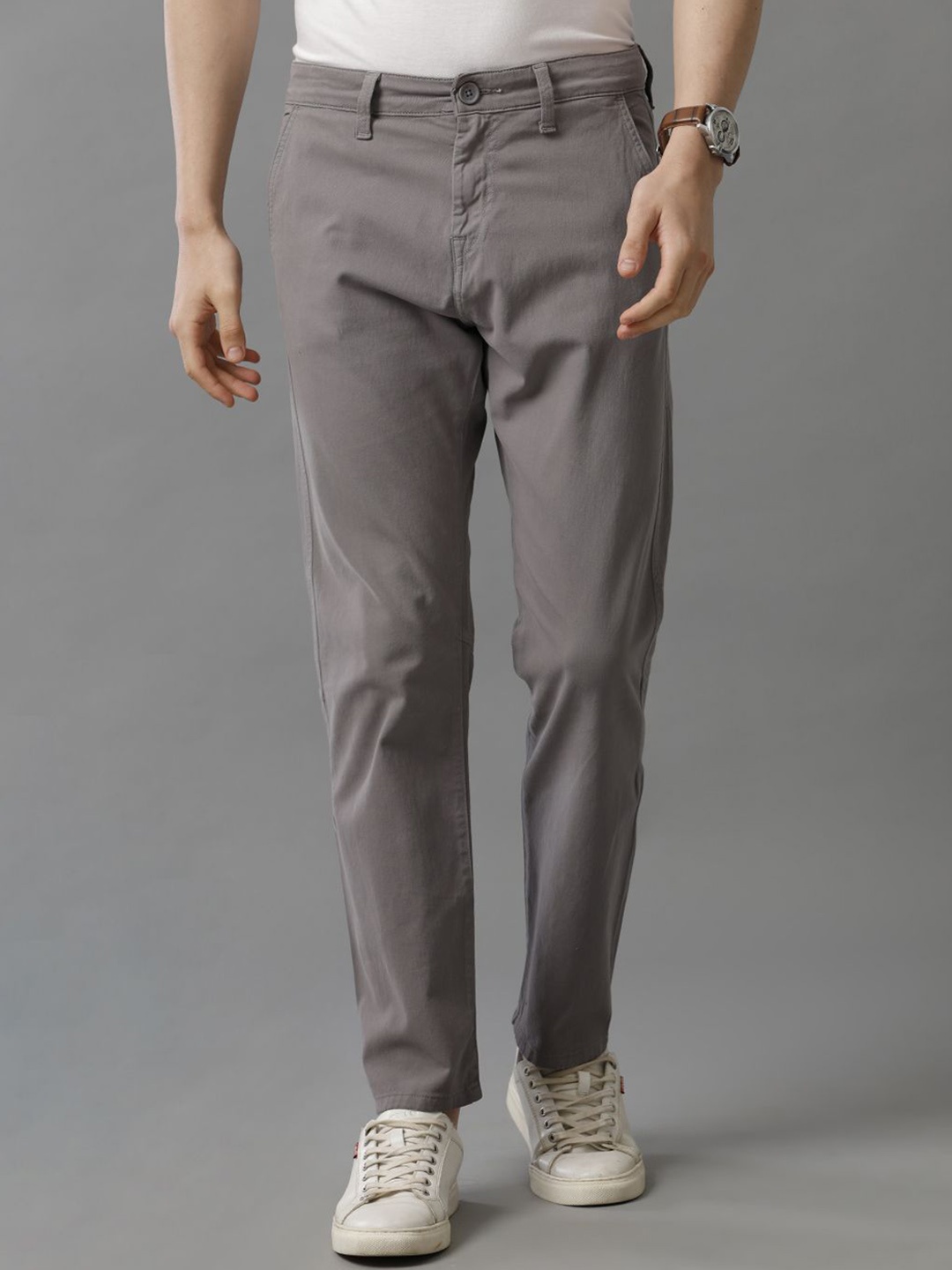 

Voi Jeans Men Chinos Trousers, Grey