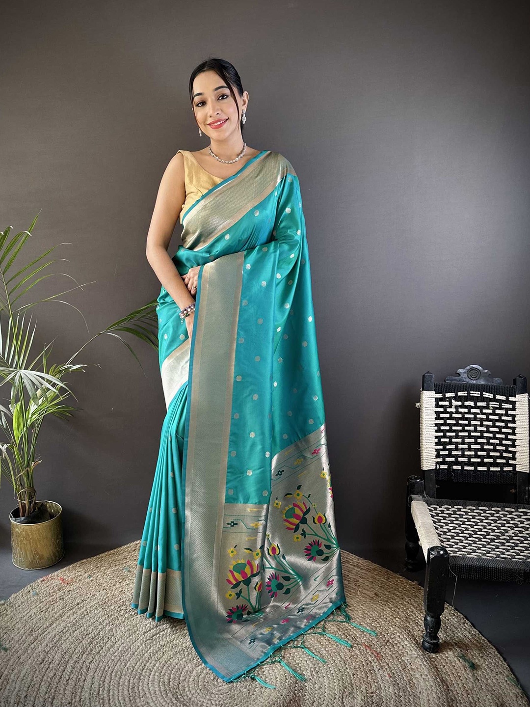 

LeeliPeeri Designer Woven Design Zari Silk Blend Paithani Saree, Teal