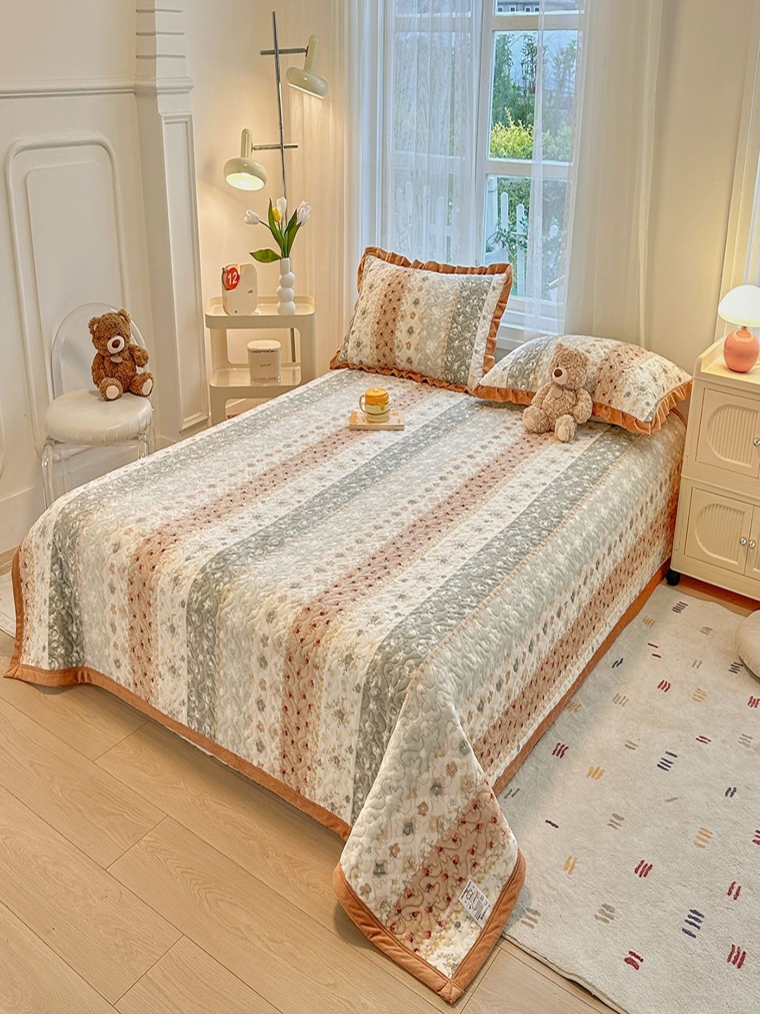 

JC HOME Beige & Green Printed Bed Cover With Pillow