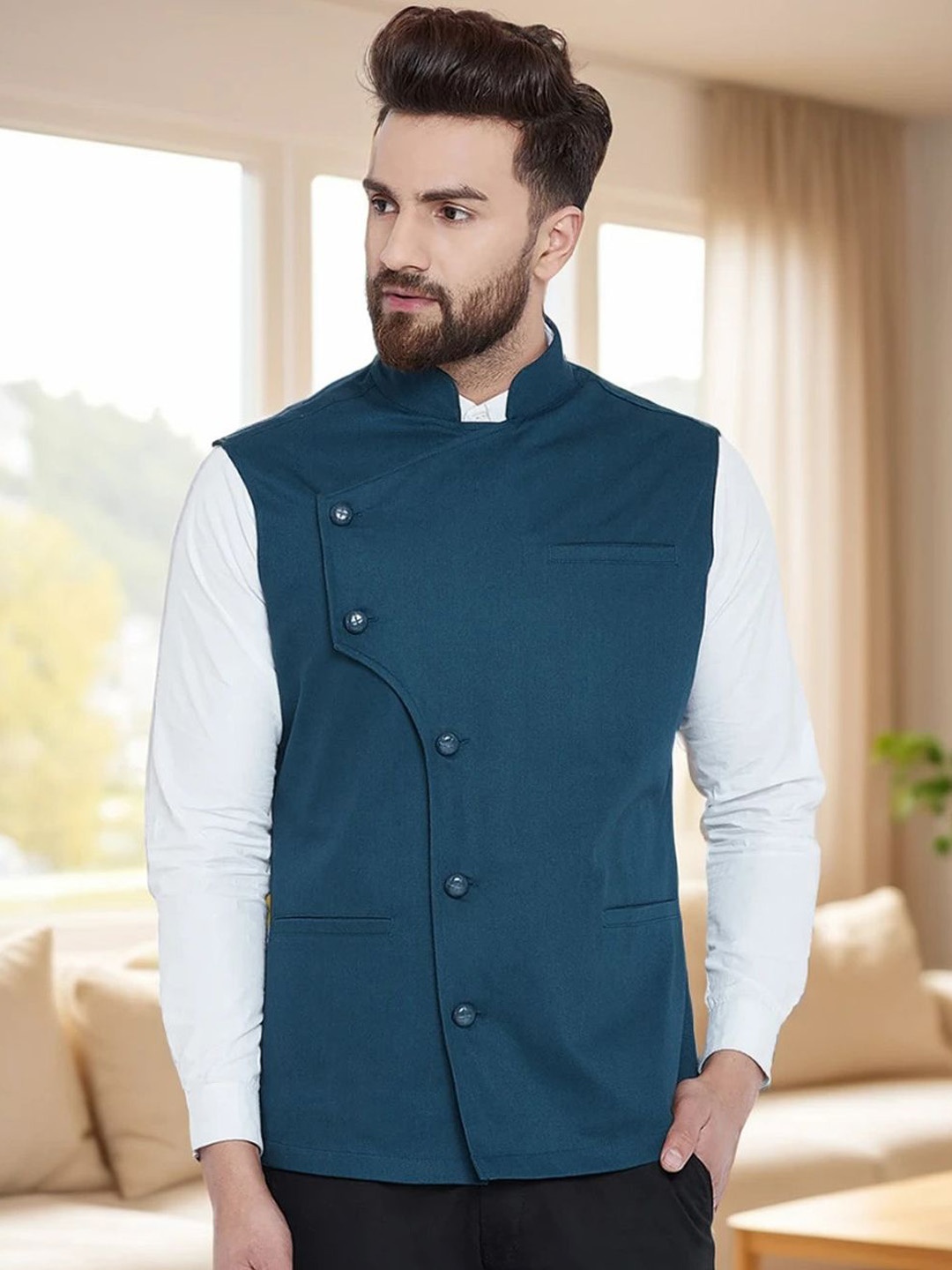 

Hypernation Pure Cotton Woven Mandarin Neck Waistcoat, Teal