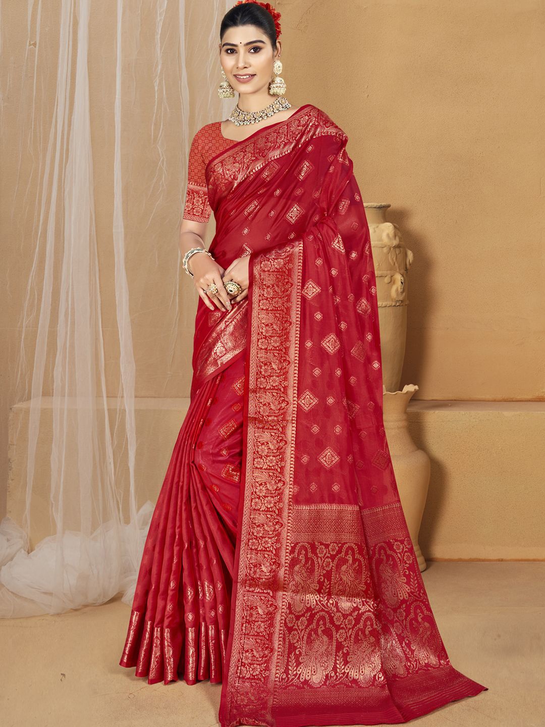 

SANGAM PRINTS Zari Silk Blend Tussar Saree, Red