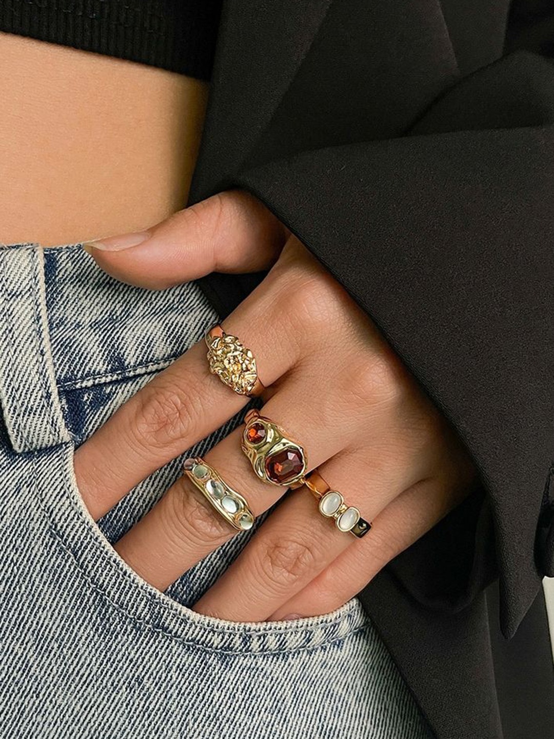 

LULU & SKY Set Of 4 Gold-Plated Stone-Studded Adjustable Finger Ring
