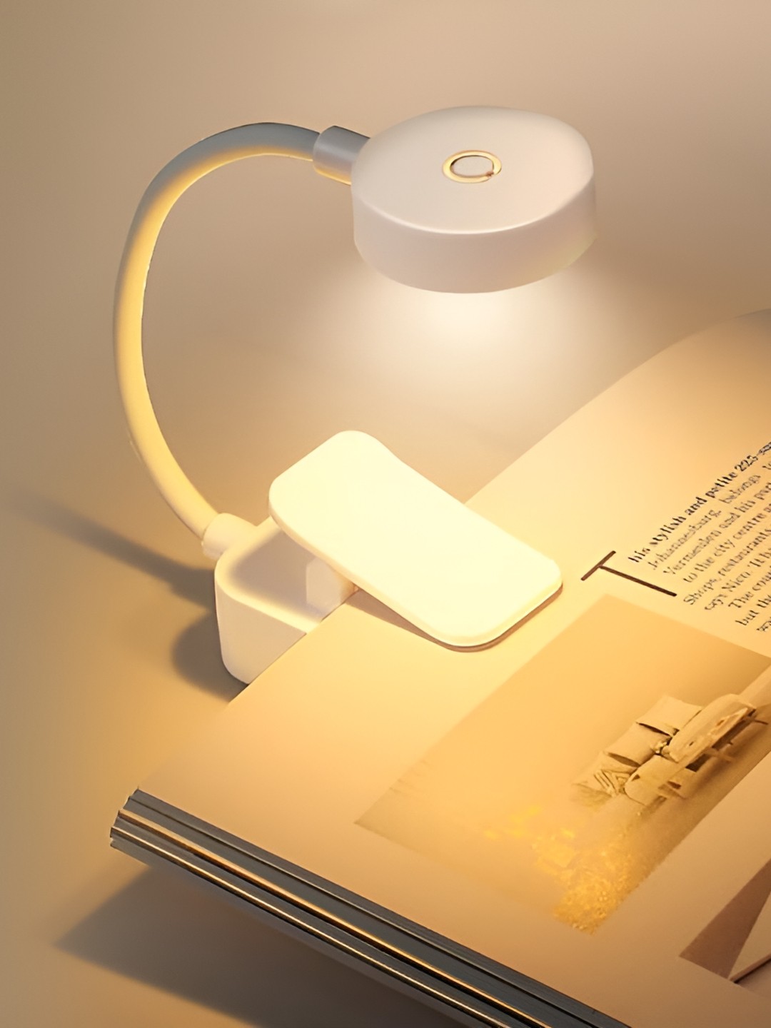 

XERGY 80 Hours Runtime 3 Brightness Levels Book Lights, White