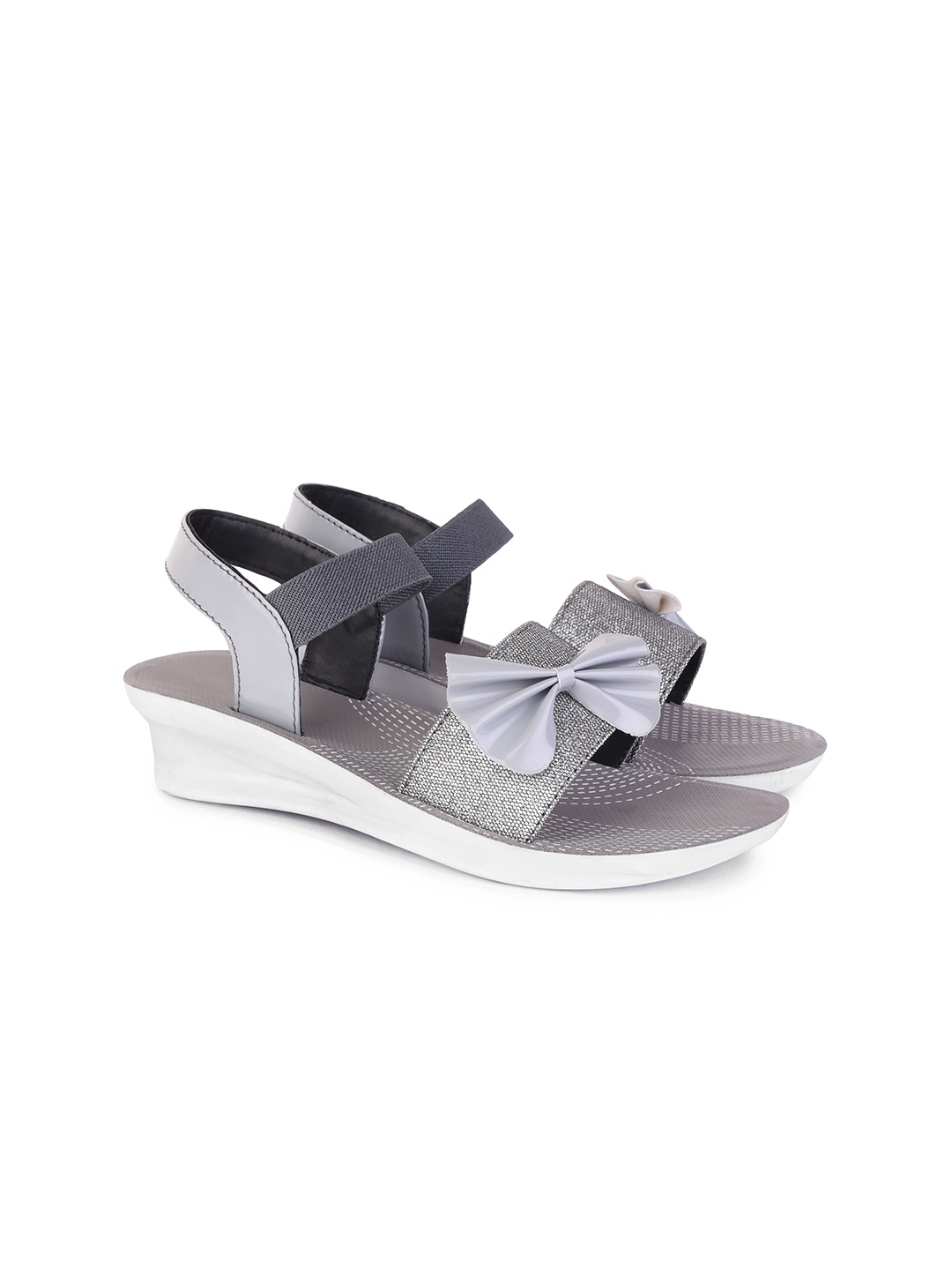 

PENNEN Women Embellished Open Toe Flats, Grey