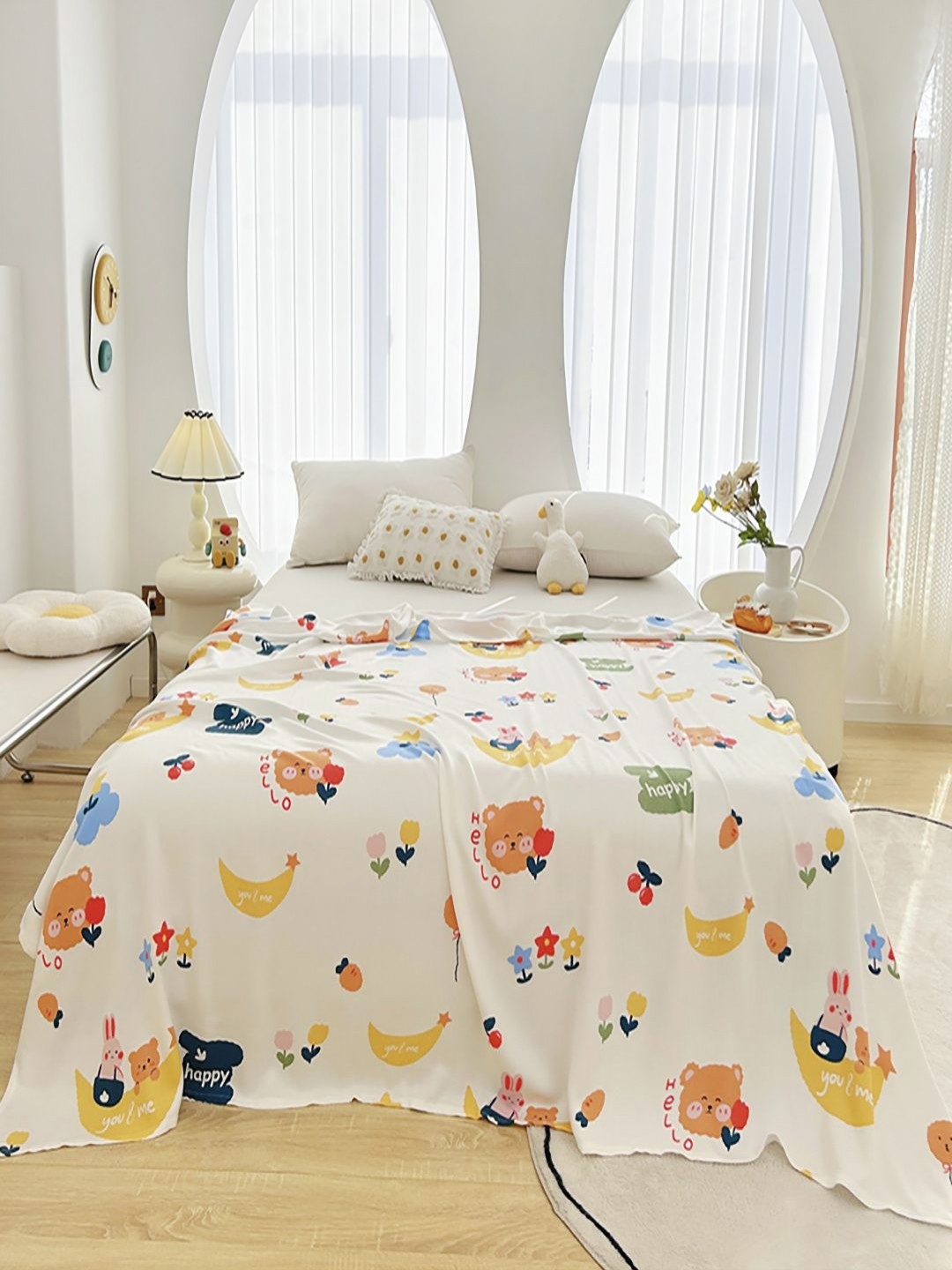 

JC HOME White & Red Cartoon Characters Mild Winter 300 GSM Double Bed Blanket