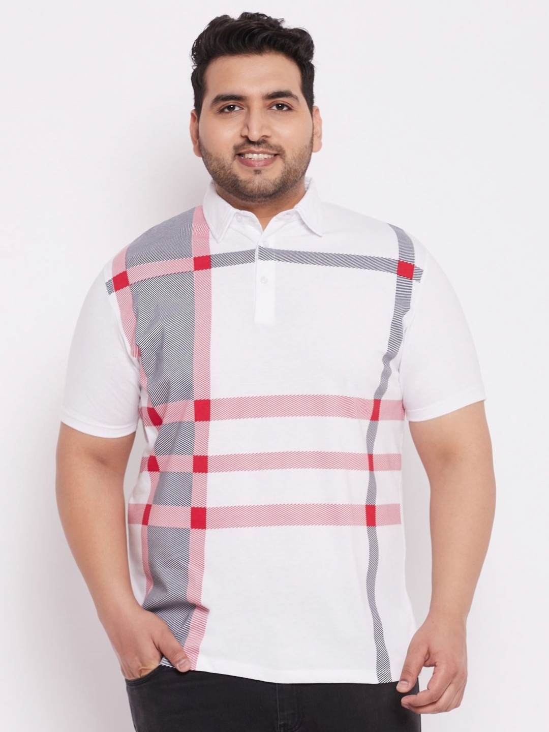 

Sztori Men Printed Polo Collar Pockets T-shirt, White