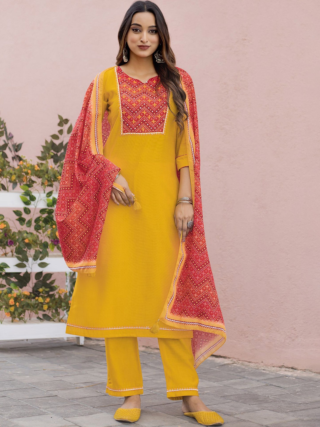 

MITTOO Women Embroidered Regular Kurta with Trousers & With Dupatta, Yellow