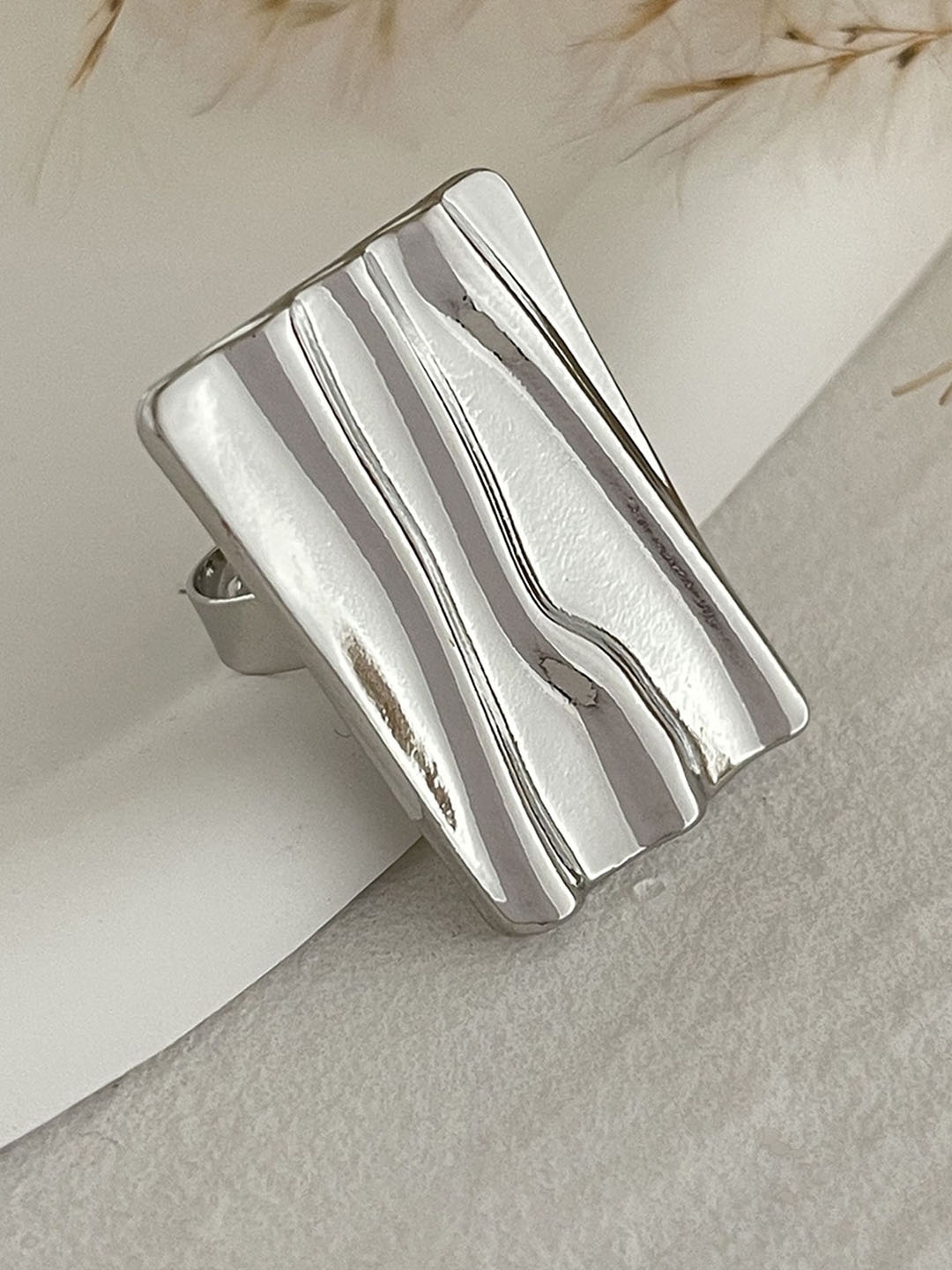 

LULU & SKY Silver-Plated Adjustable Finger Ring