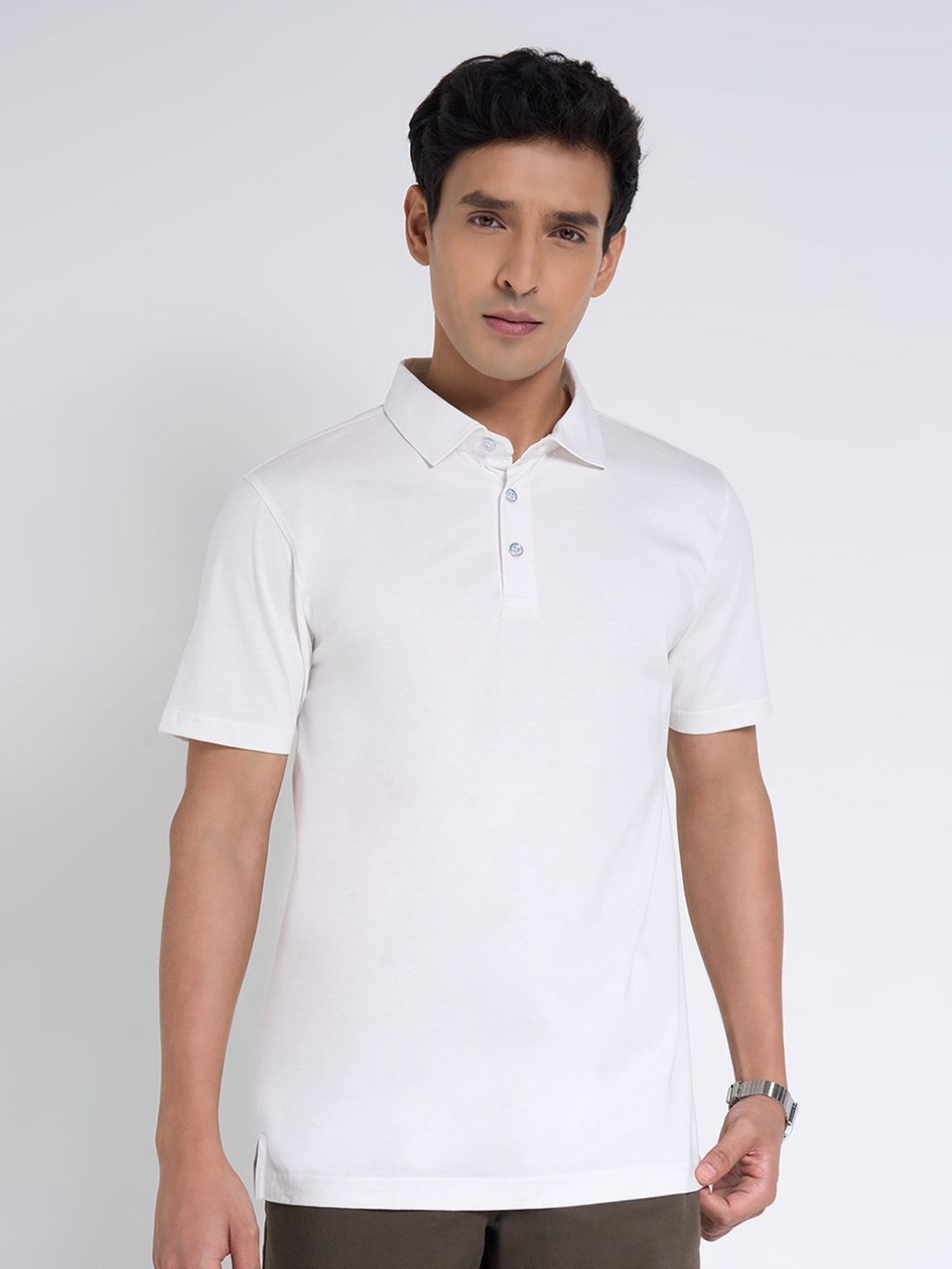 

Peregrine by Pantaloons Men Polo Collar Pockets Slim Fit T-shirt, Off white