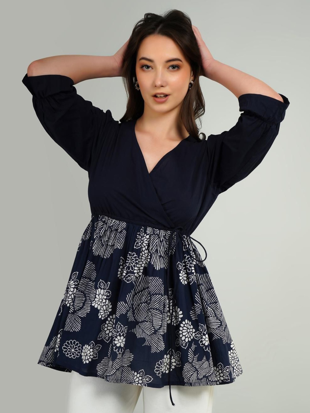 

Dora Dori Floral Print Puff Sleeve Cotton Peplum Top, Navy blue