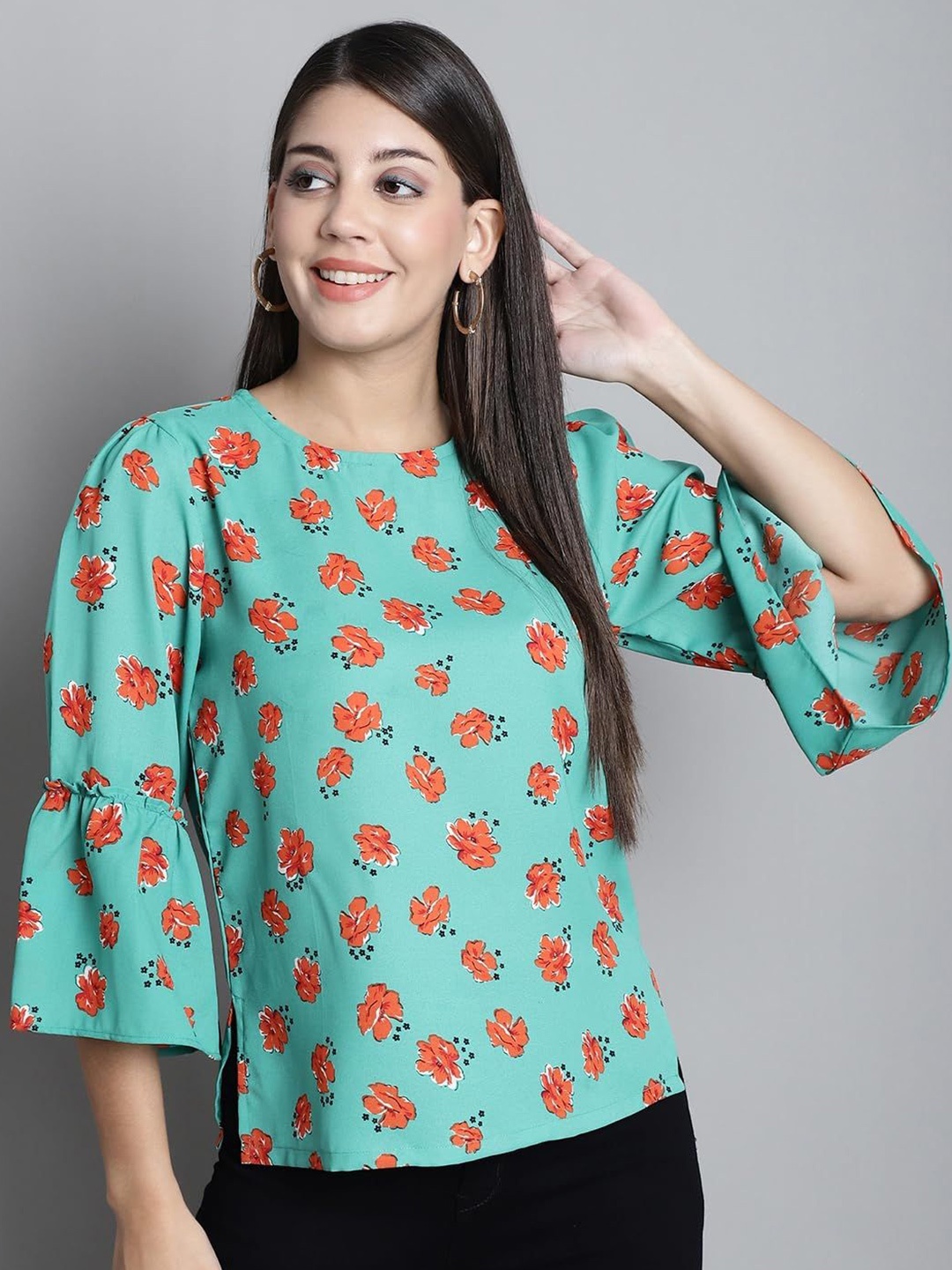

SZN Floral Print Bell Sleeve Top, Green