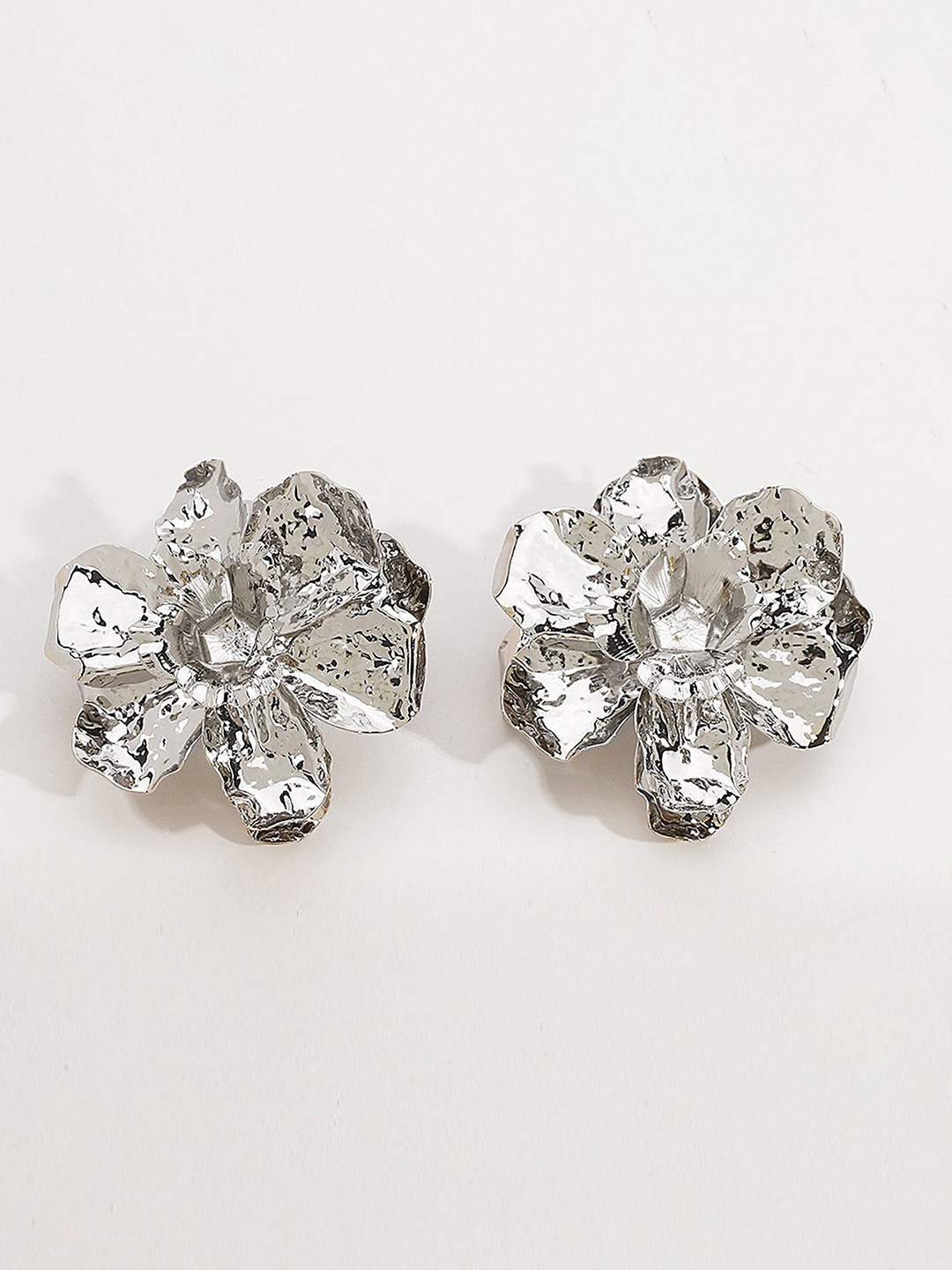 

LULU & SKY Contemporary Studs Earrings, White