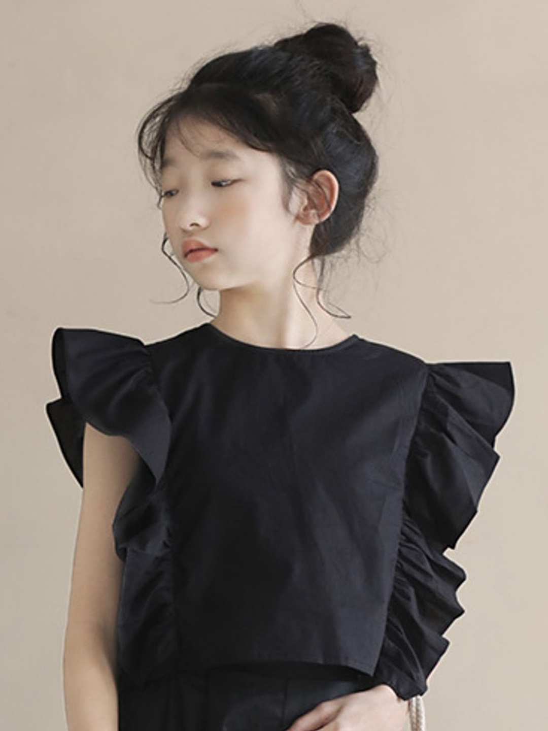 

LULU & SKY Flutter Sleeve Cotton Top, Black