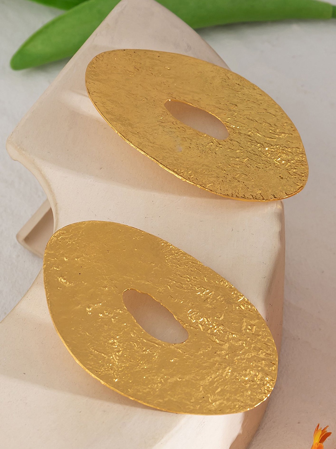 

LULU & SKY Contemporary Studs Earrings, Gold