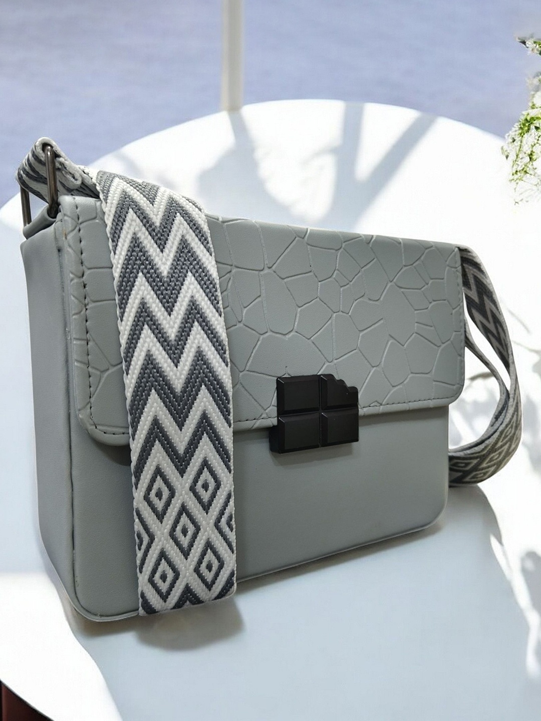 

CLARIS JAMES PU Sling Bag, Grey