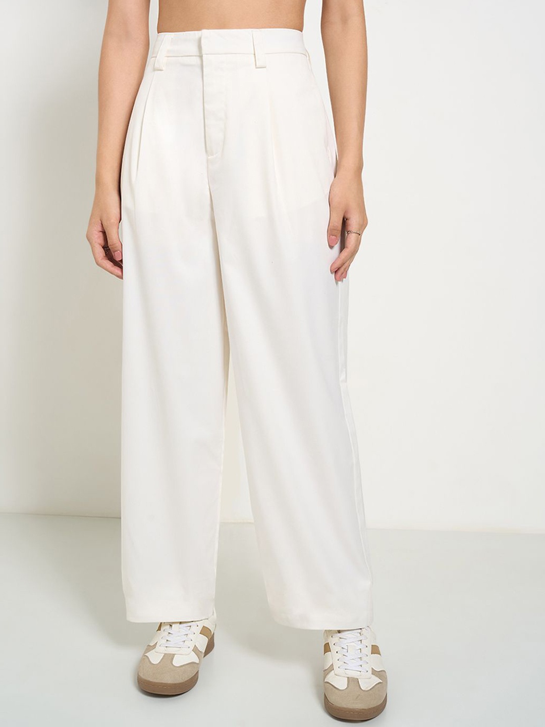 

People Women Flared High-Rise Trousers, Off white