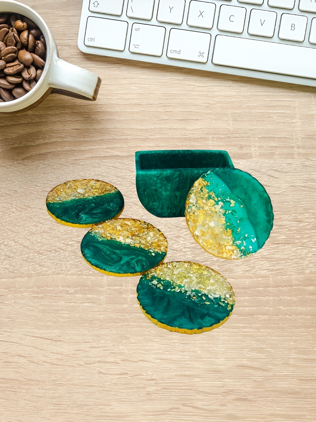 

ShopMeFast 4-Pcs Green Embellished Round Coasters With Holder