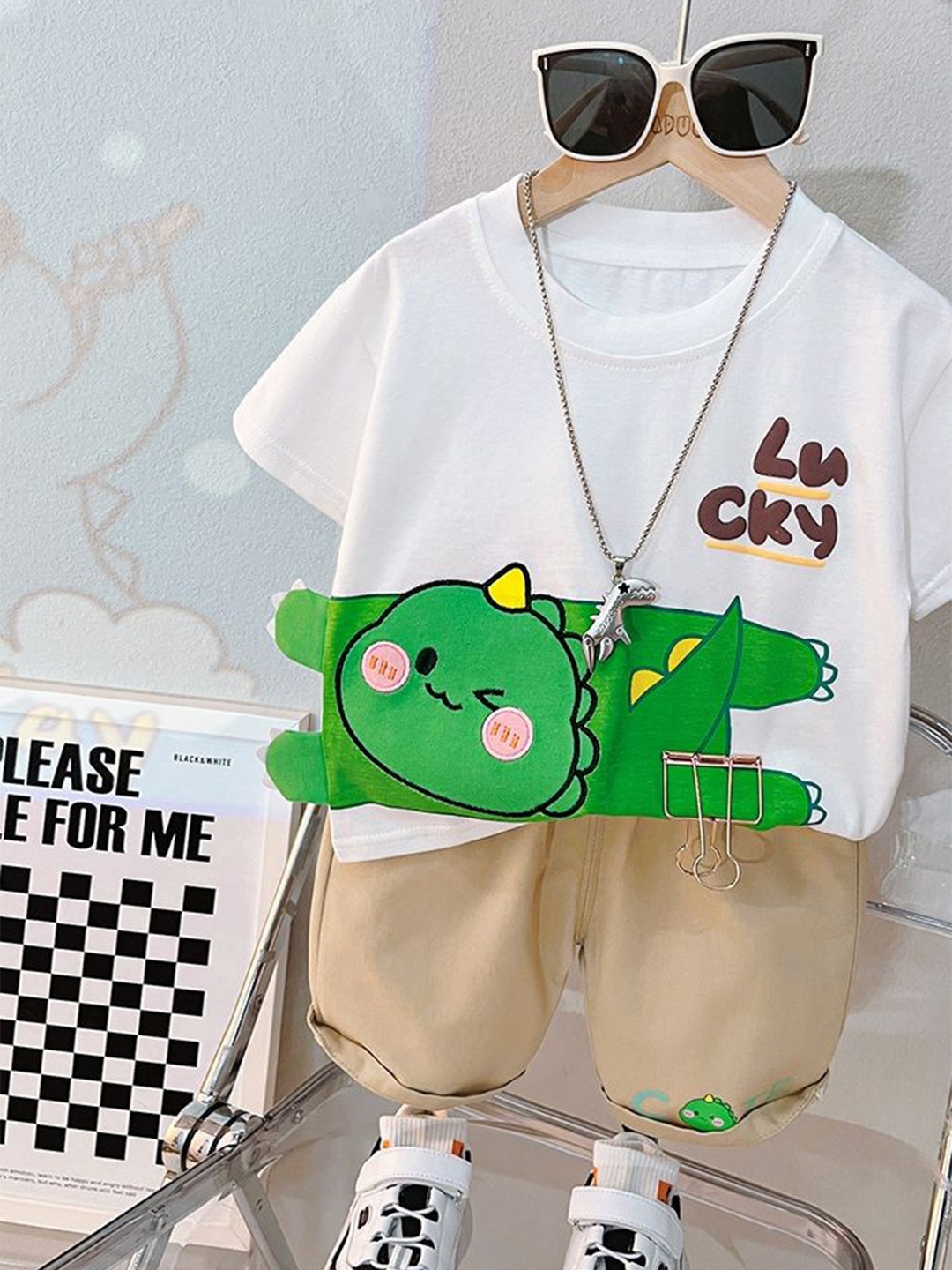 

LULU & SKY Unisex Kids Printed T-shirt with Shorts, Green