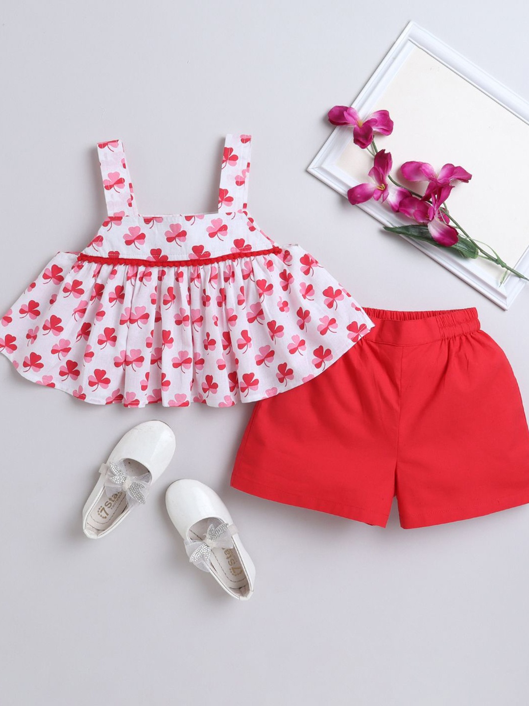 

AWW HUNNIE Girls Printed Top with Shorts, Red