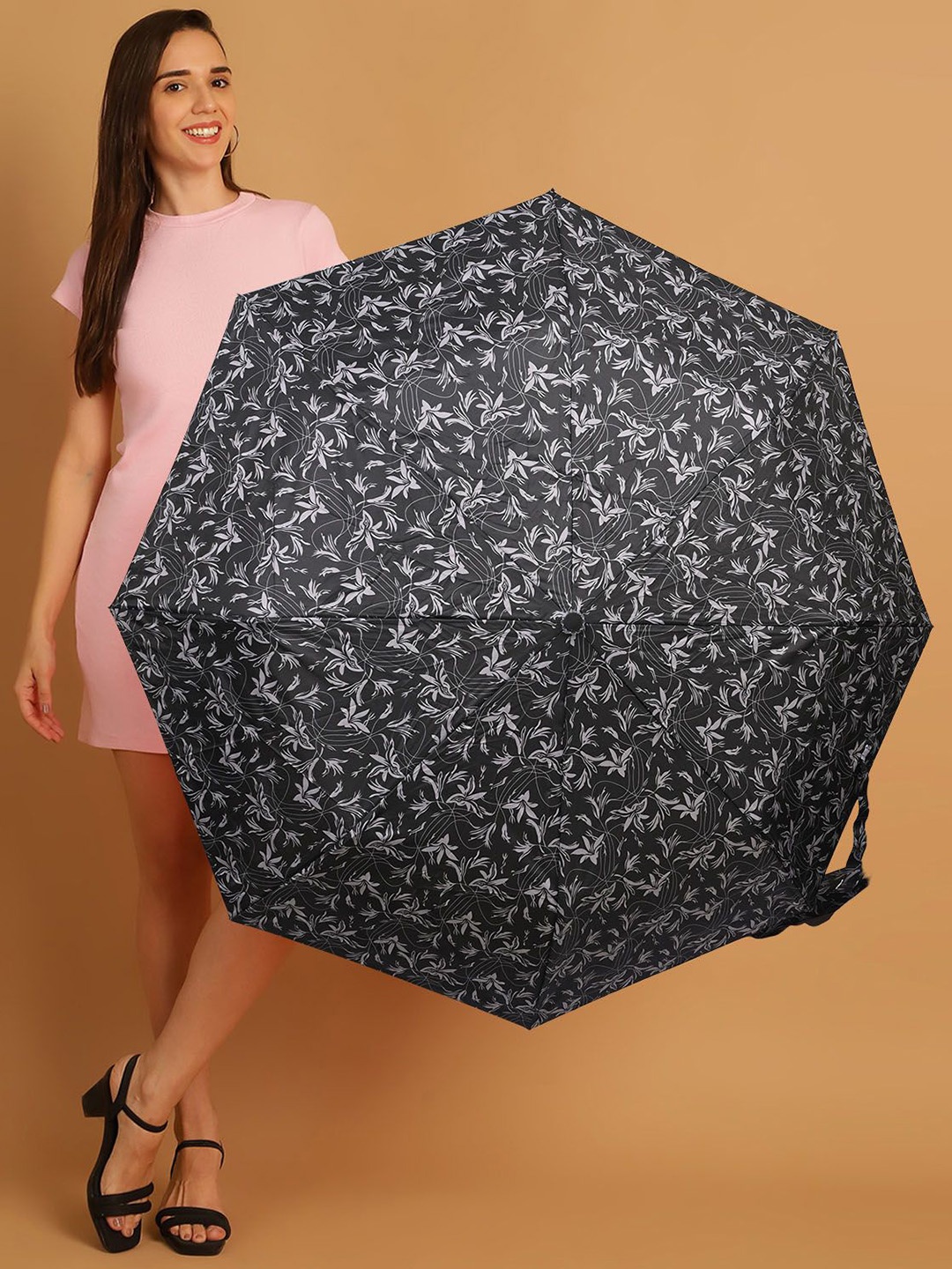 

LOOM LEGACY Semi-Automatic 3 Fold Floral Umbrellas, Black