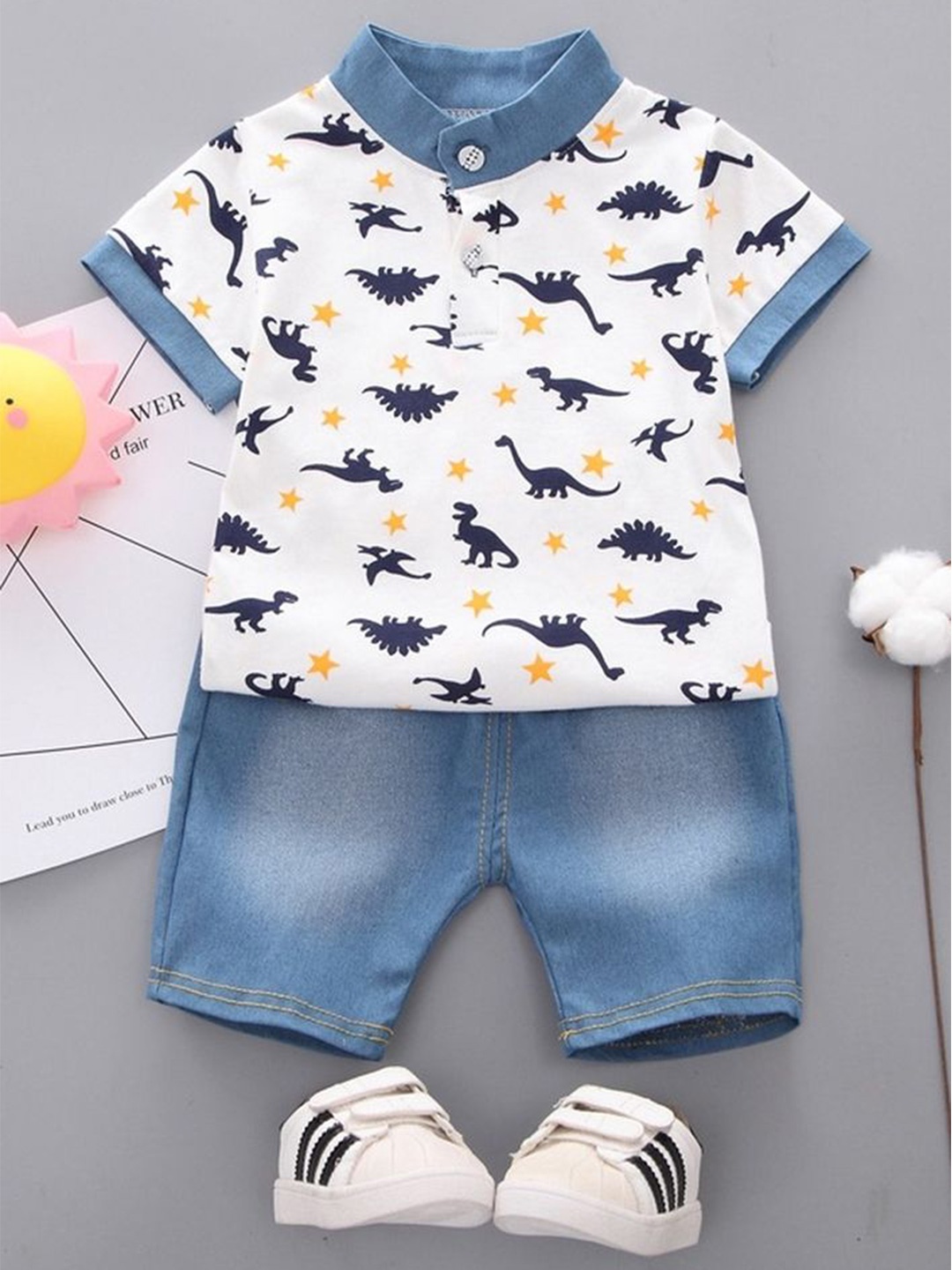 

LULU & SKY Boys Printed T-shirt with Shorts, White