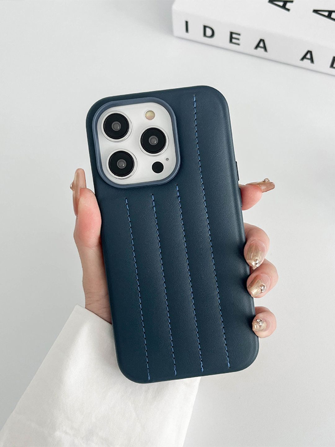 

QRIOH Solid Printed iPhone 15 Pro Max Back Case Mobile Accessories, Blue