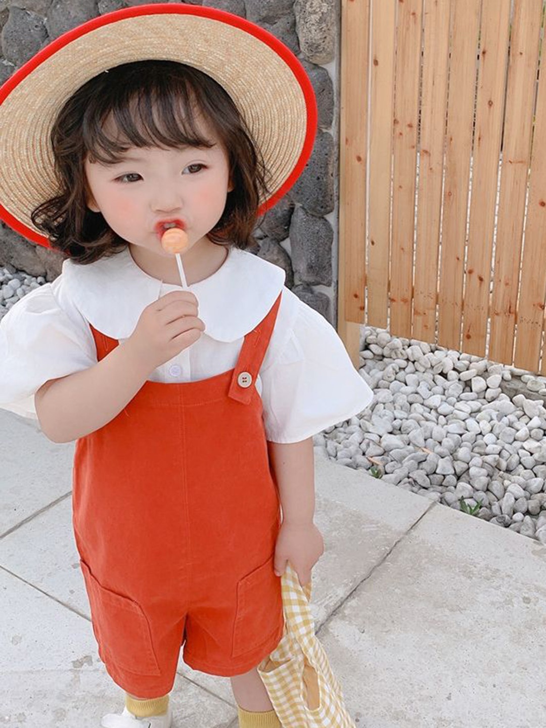 

LULU & SKY Girls Short Dungaree, Red