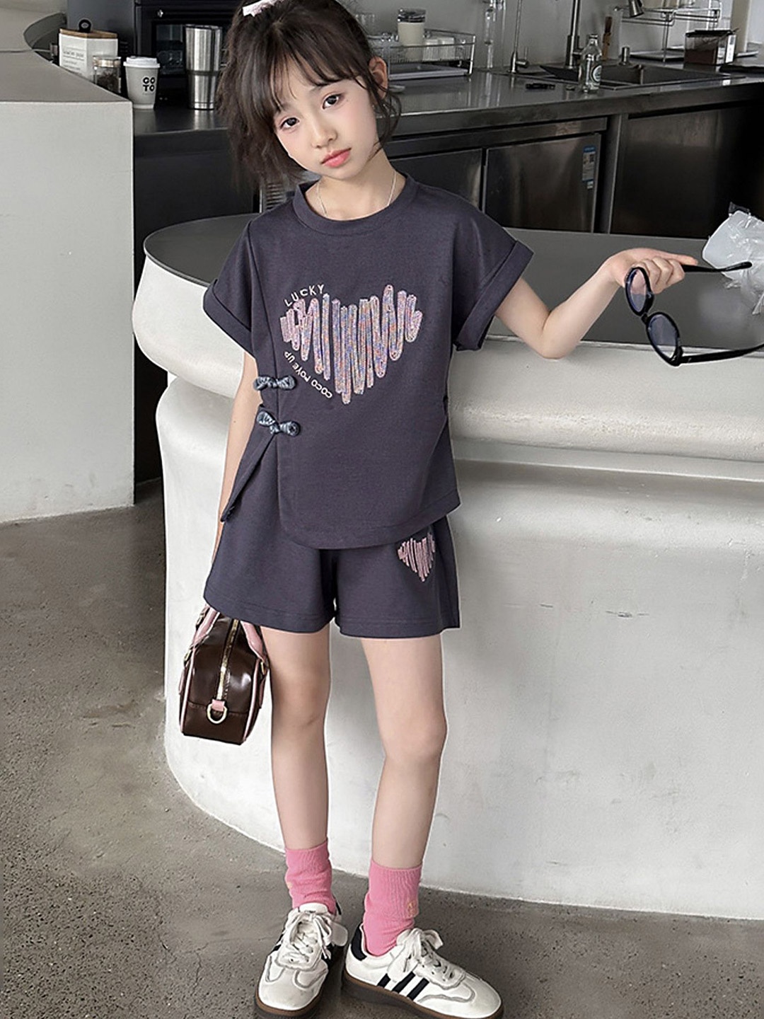 

LULU & SKY Girls Printed T-shirt with Shorts, Grey