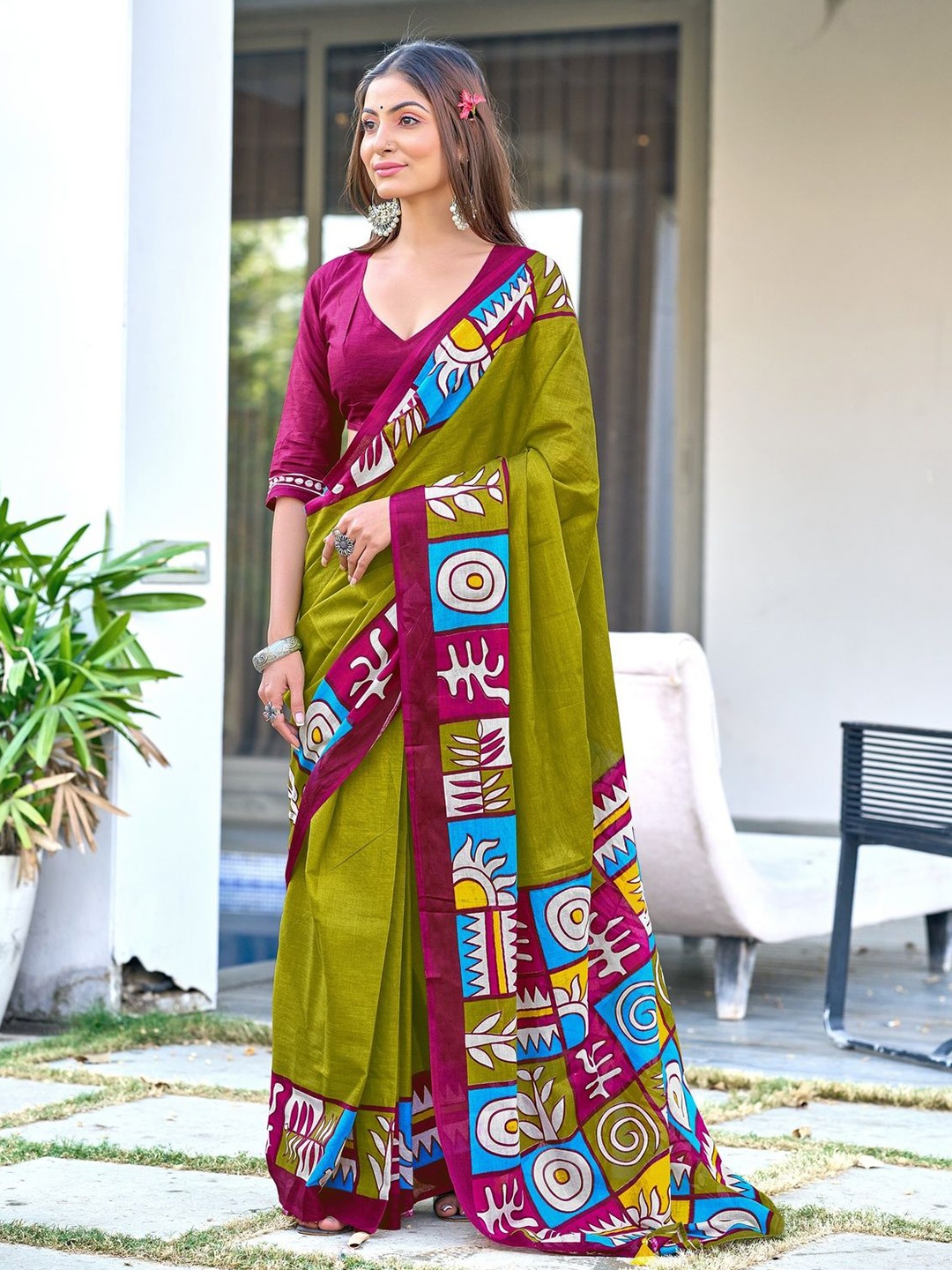 

HMP Fashion Batik Ikat Saree, Olive