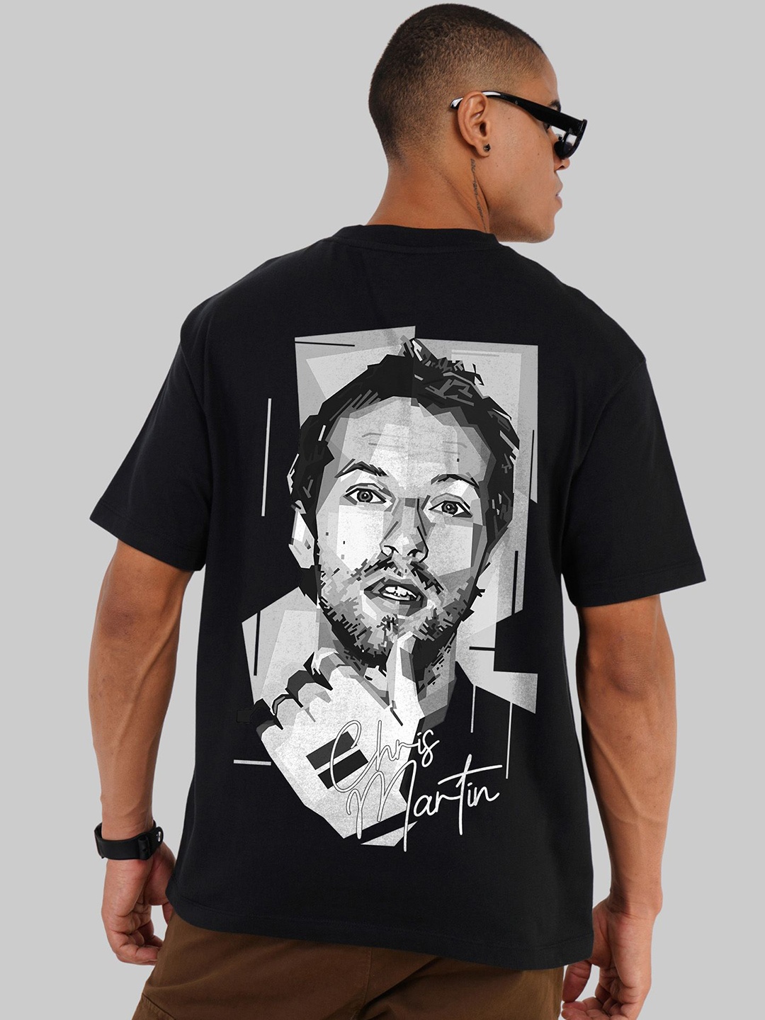 

Underrated Club Men Printed Extended Sleeves Bio Finish Raw Edge T-shirt, Black