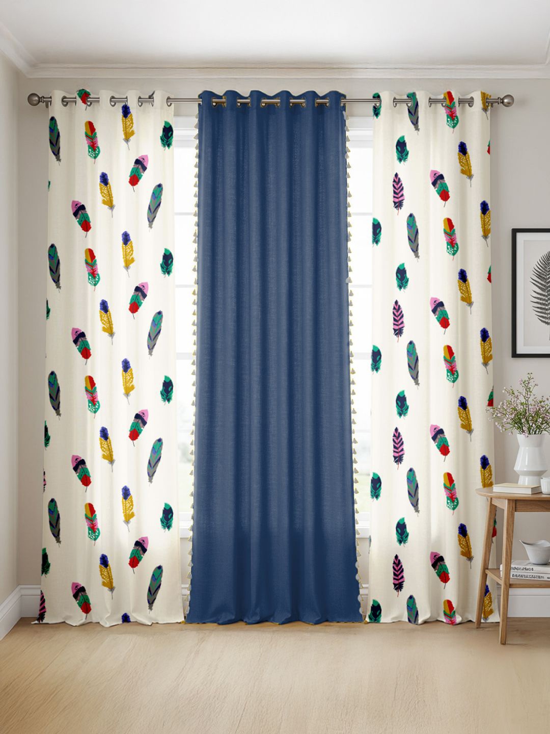 

URBAN SPACE Blue & White Set of 3 Floral Window Curtain