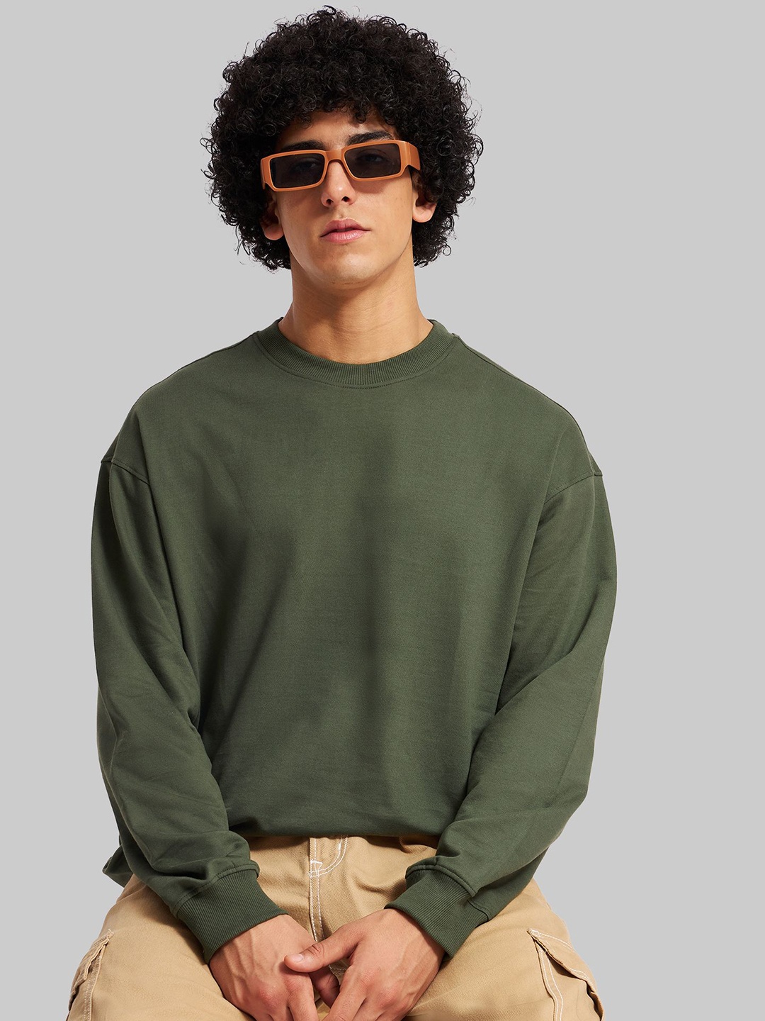 

Underrated Club Men Drop-Shoulder Sleeves Bio Finish Raw Edge T-shirt, Green