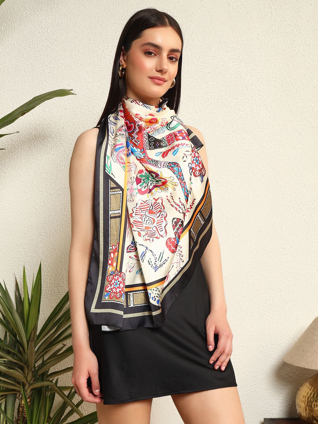 

Ravaiyaa Women Printed Scarf, Beige