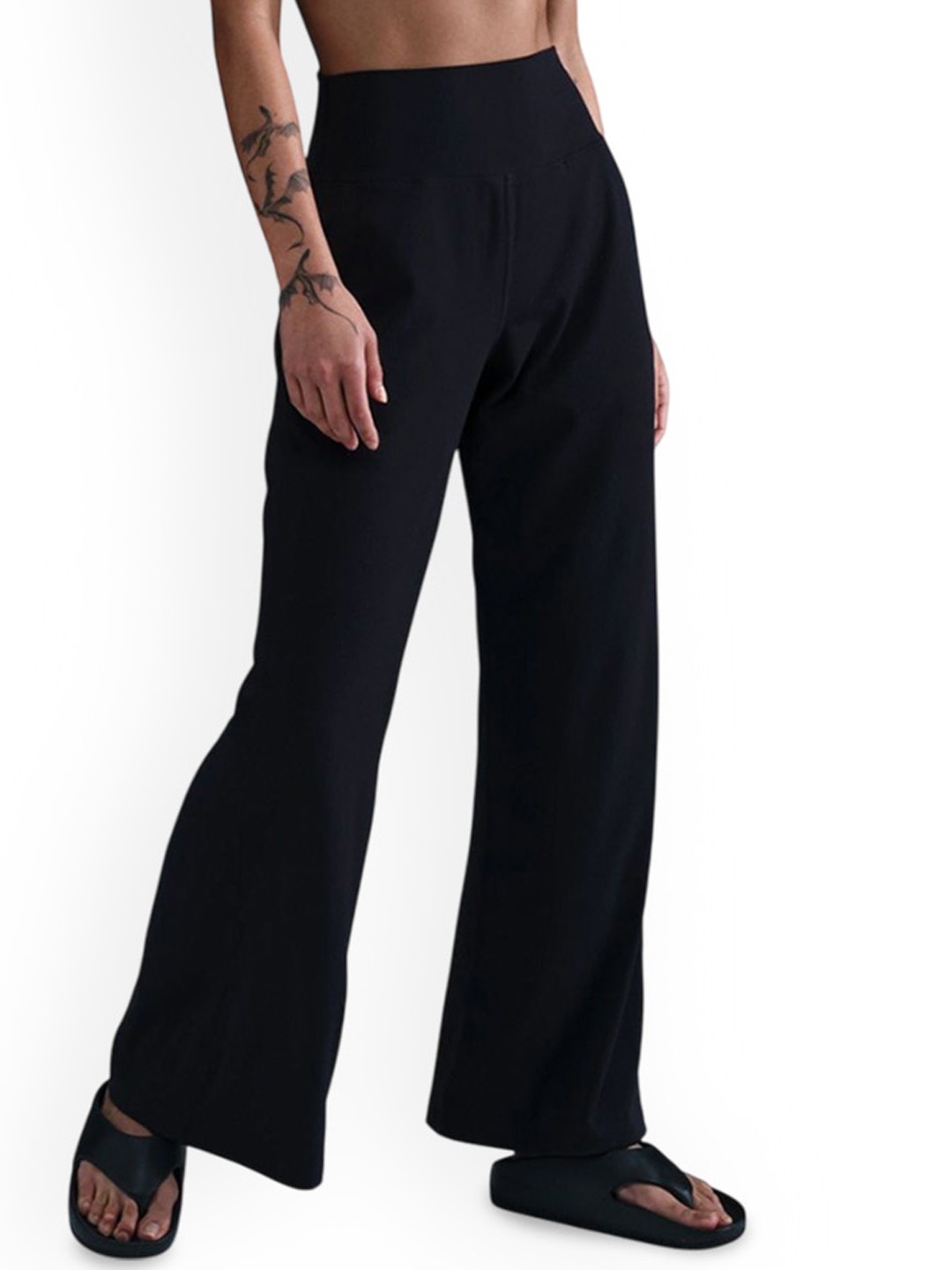 

Nike Zenvy Women's Dri-FIT High-Waisted Wide-Leg Trousers, Black