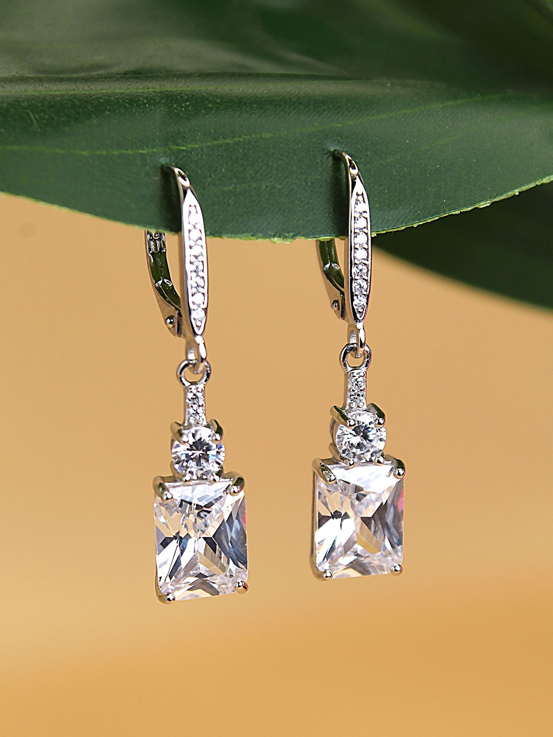 

DEVASHREE Classic Drop Earrings, White
