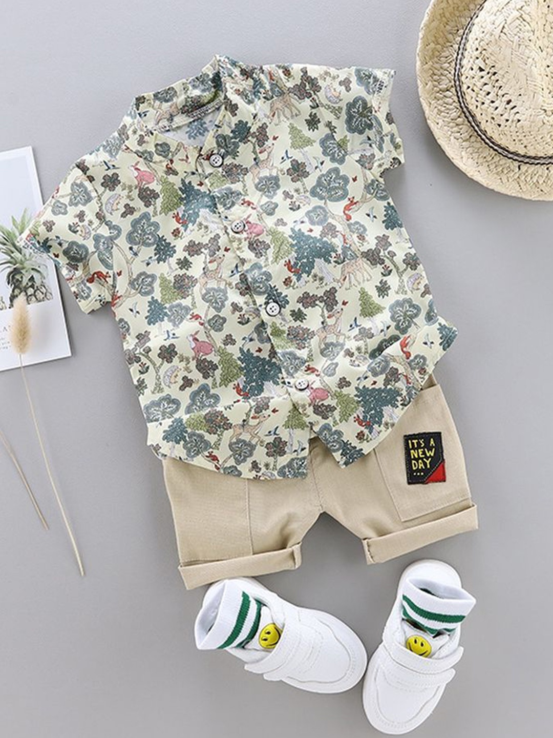 

LULU & SKY Boys Printed Shirt with Shorts, Beige