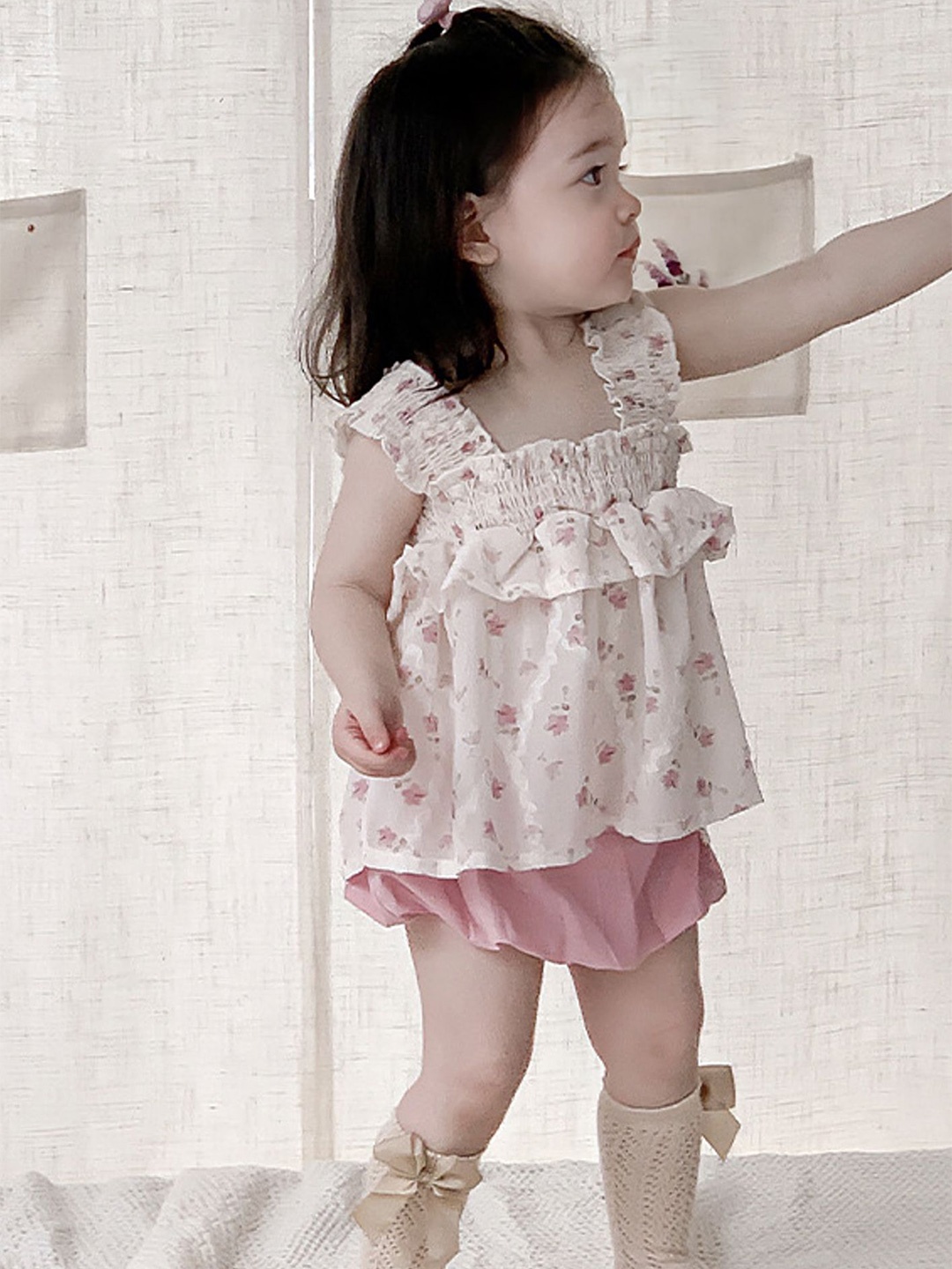 

LULU & SKY Girls Printed Top with Shorts, Pink