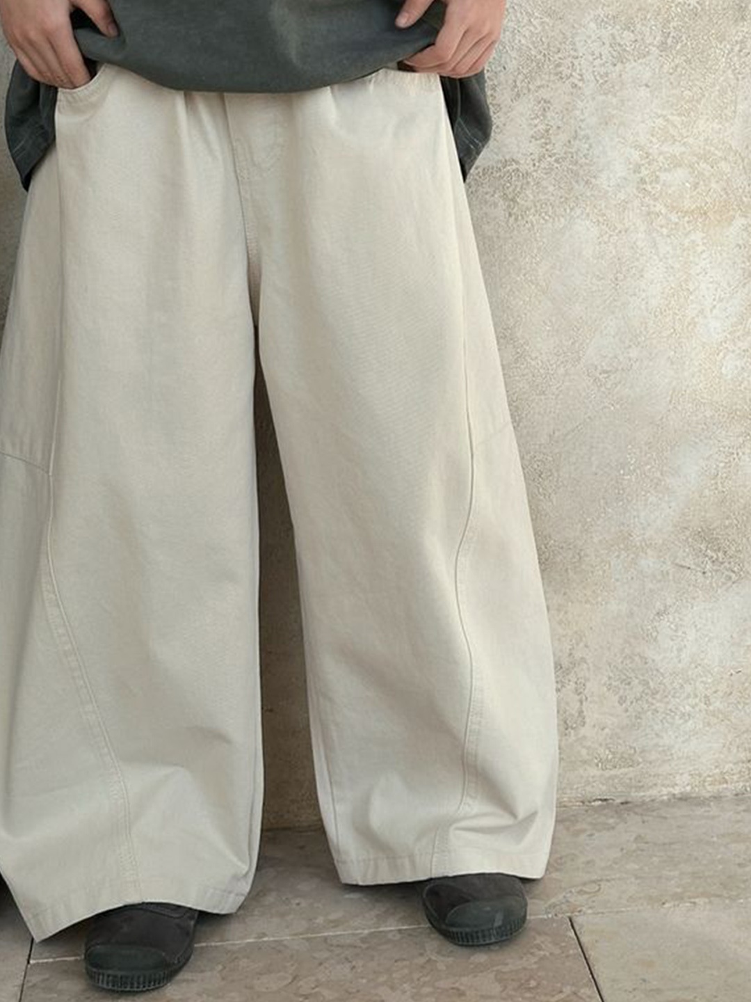 

LULU & SKY Unisex Kids Wide Leg High-Rise Slash Knee Jeans, Beige