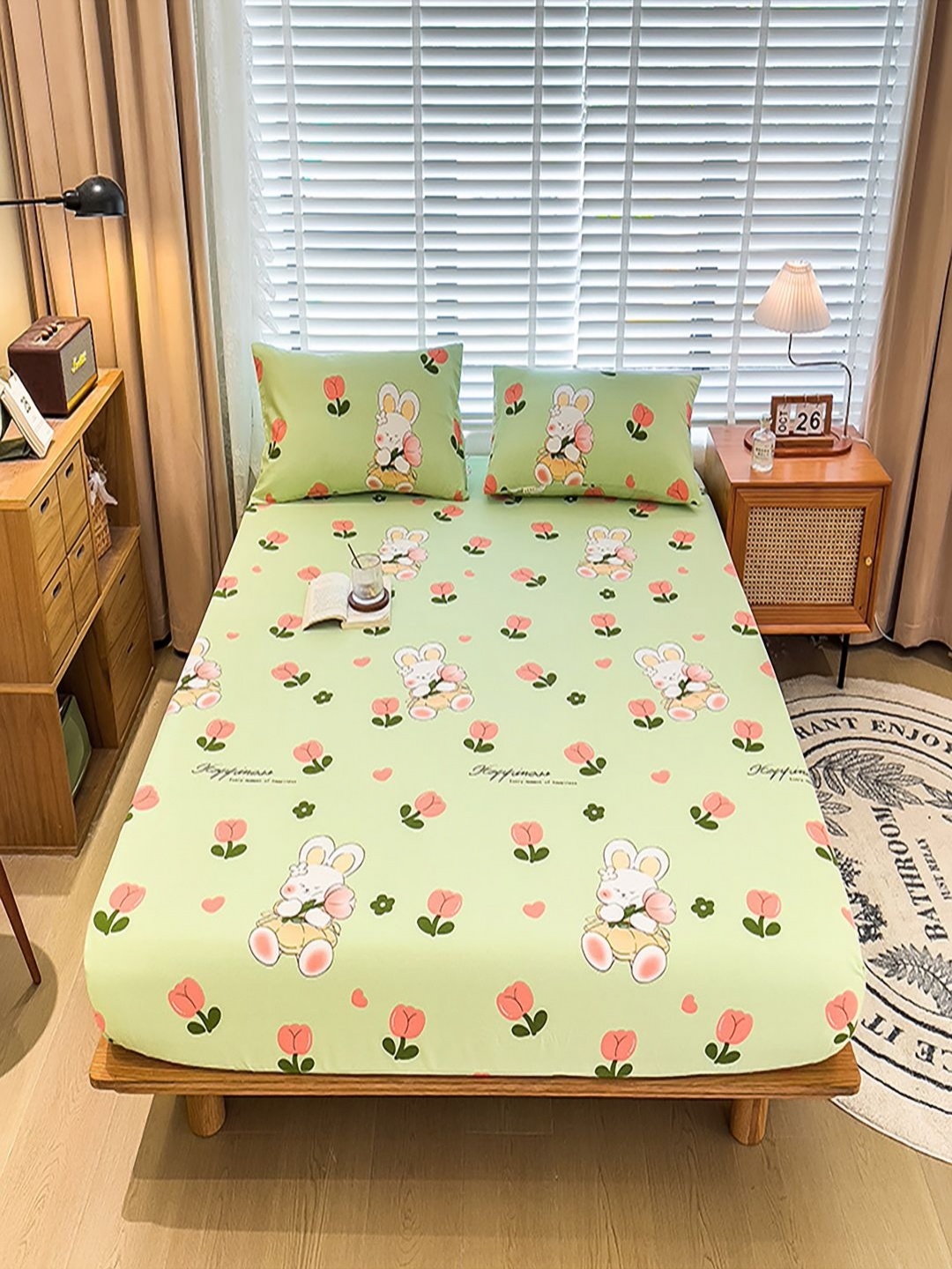 

JC HOME Green & Pink Floral 220 TC King Bedsheet with 2 Pillow Covers