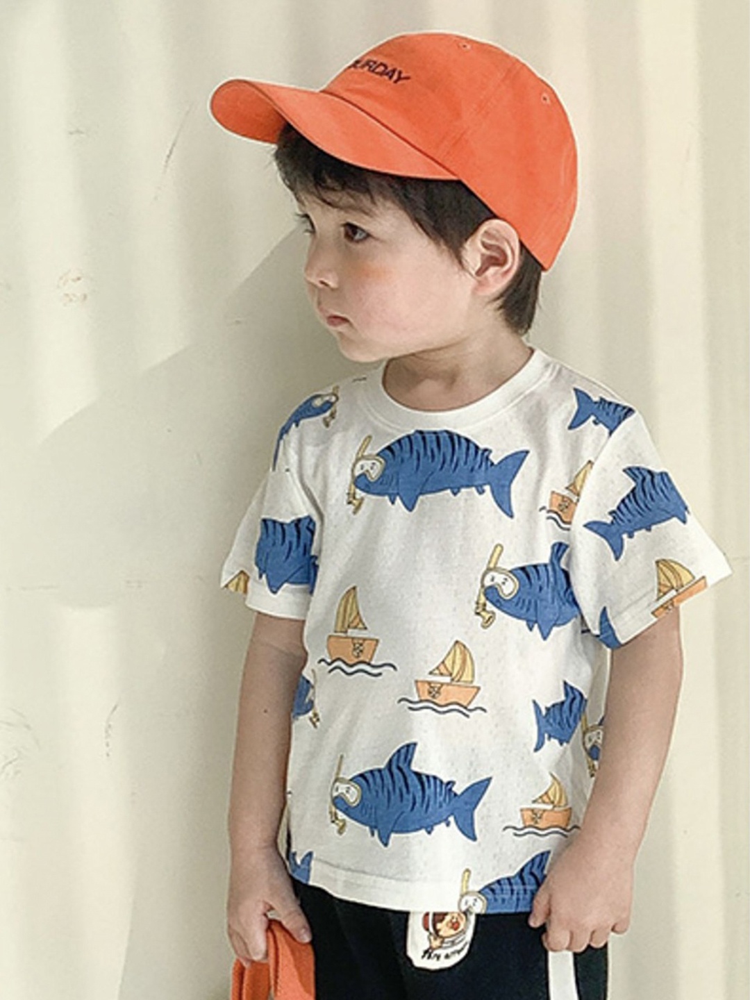 

LULU & SKY Boys Printed Organic Cotton Pockets T-shirt, Blue