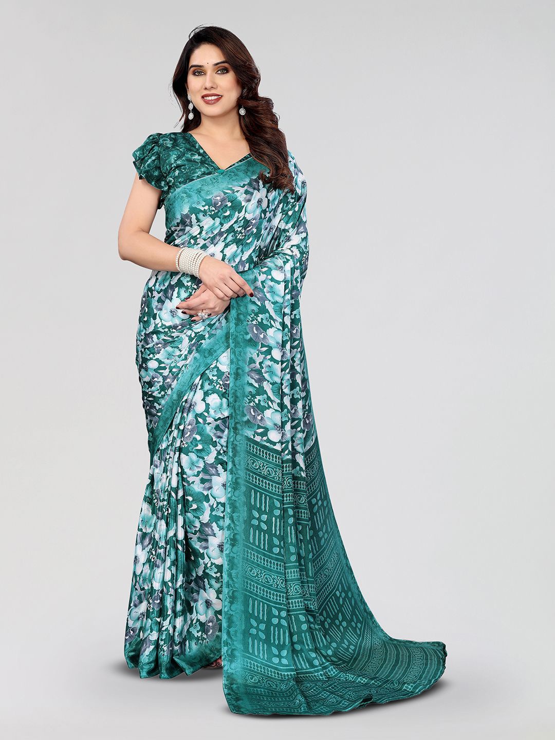 

Moda Rapido Floral Silk Blend Saree, Green