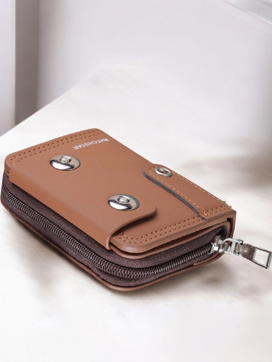 

WATCHSTAR Men Zip Detail Leather Card Holder, Brown