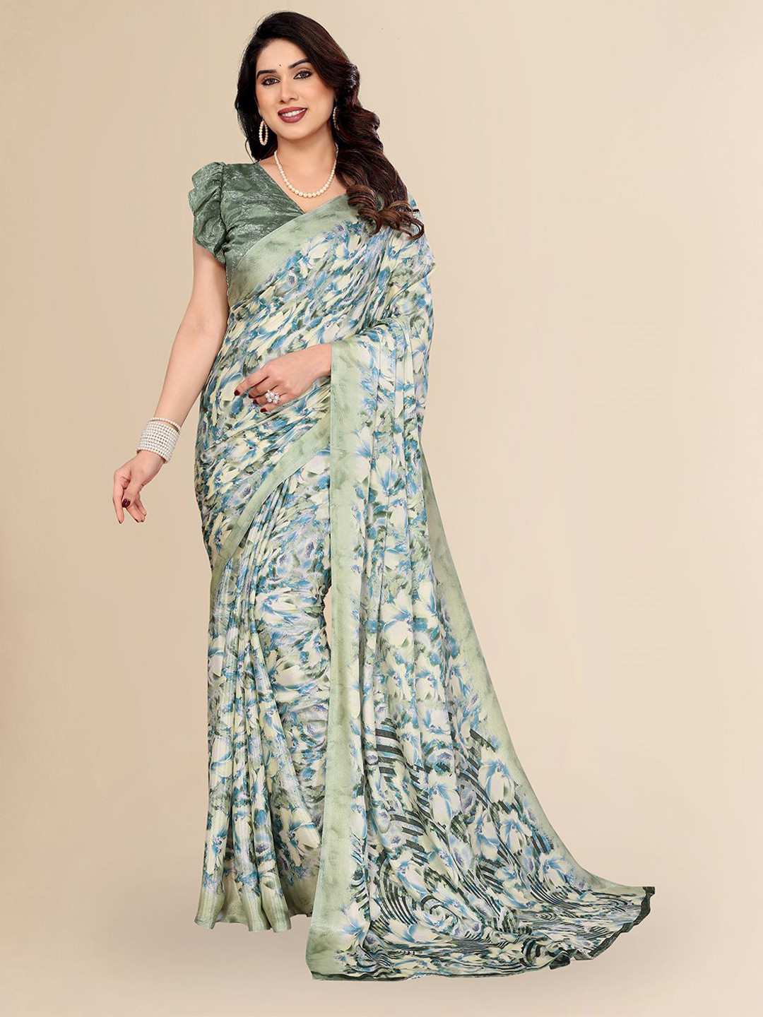 

Moda Rapido Floral Silk Blend Saree, Green