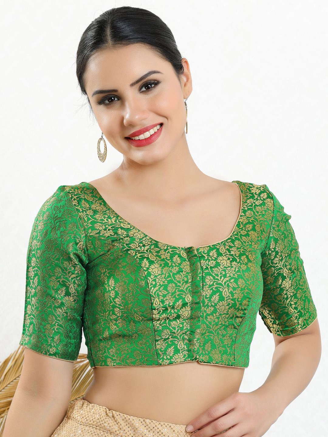 

VAMAS - THE DESIGNER BLOUSES Women Round Neck Padded Saree Blouse, Green