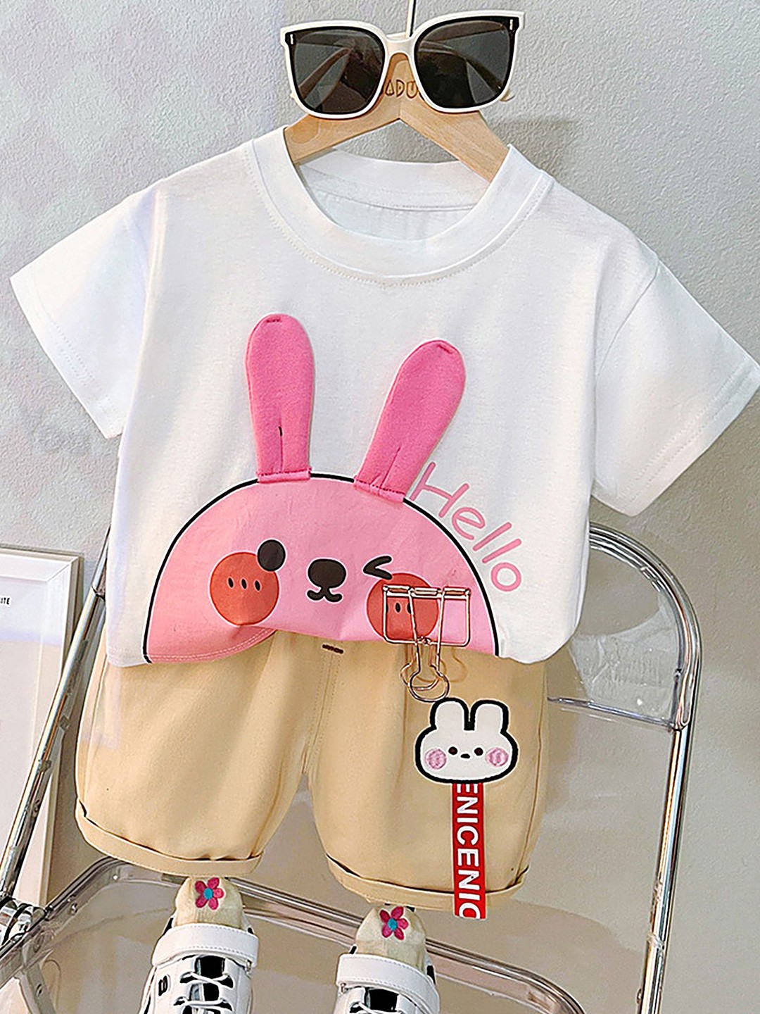 

LULU & SKY Unisex Kids Printed T-shirt with Shorts, White