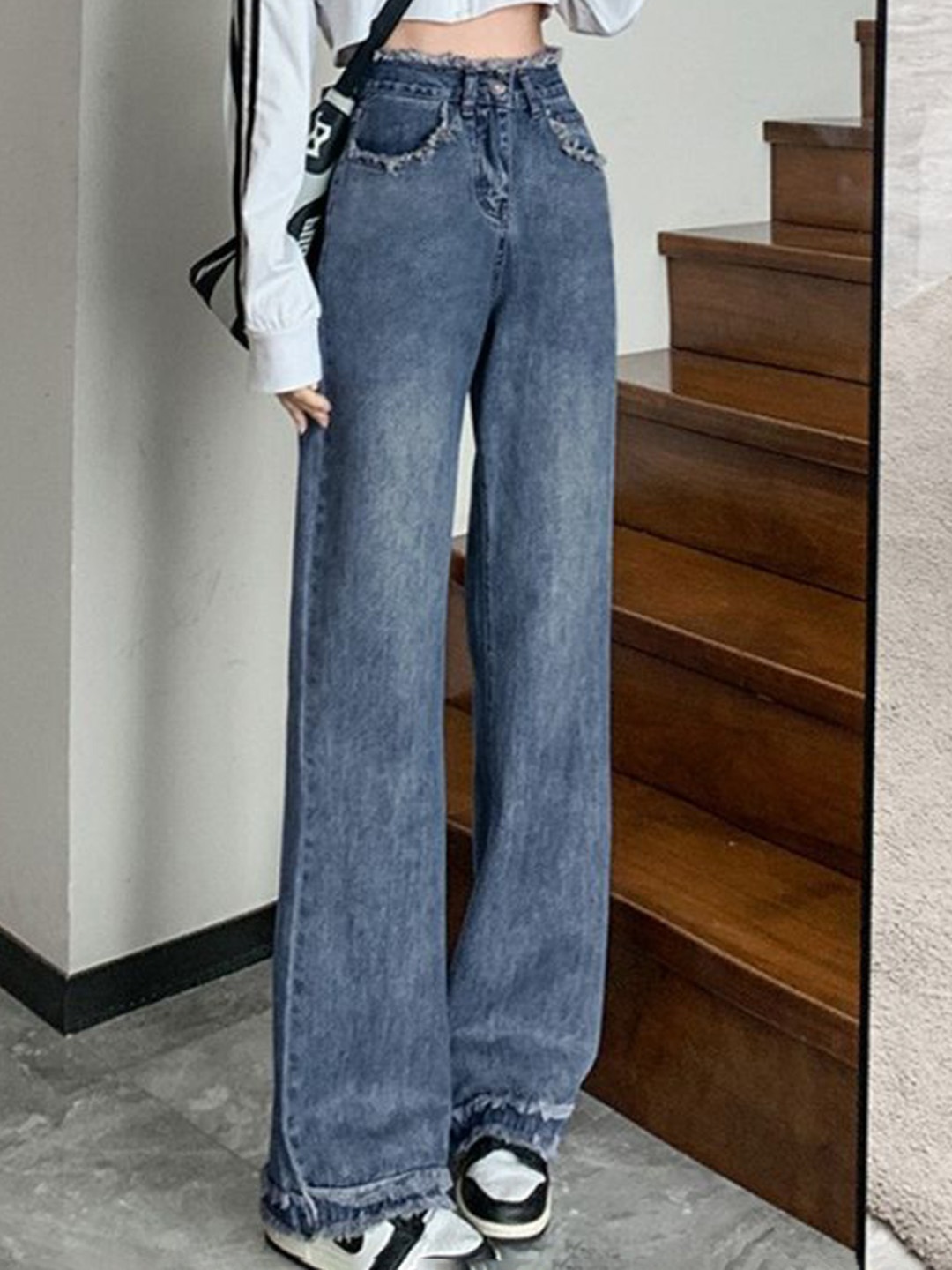 

StyleCast Women Straight Fit High-Rise Jeans, Blue