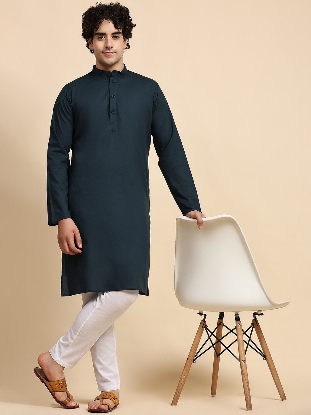 

SKAVIJ Men Regular Pure Cotton Kurta with Pyjamas, Green