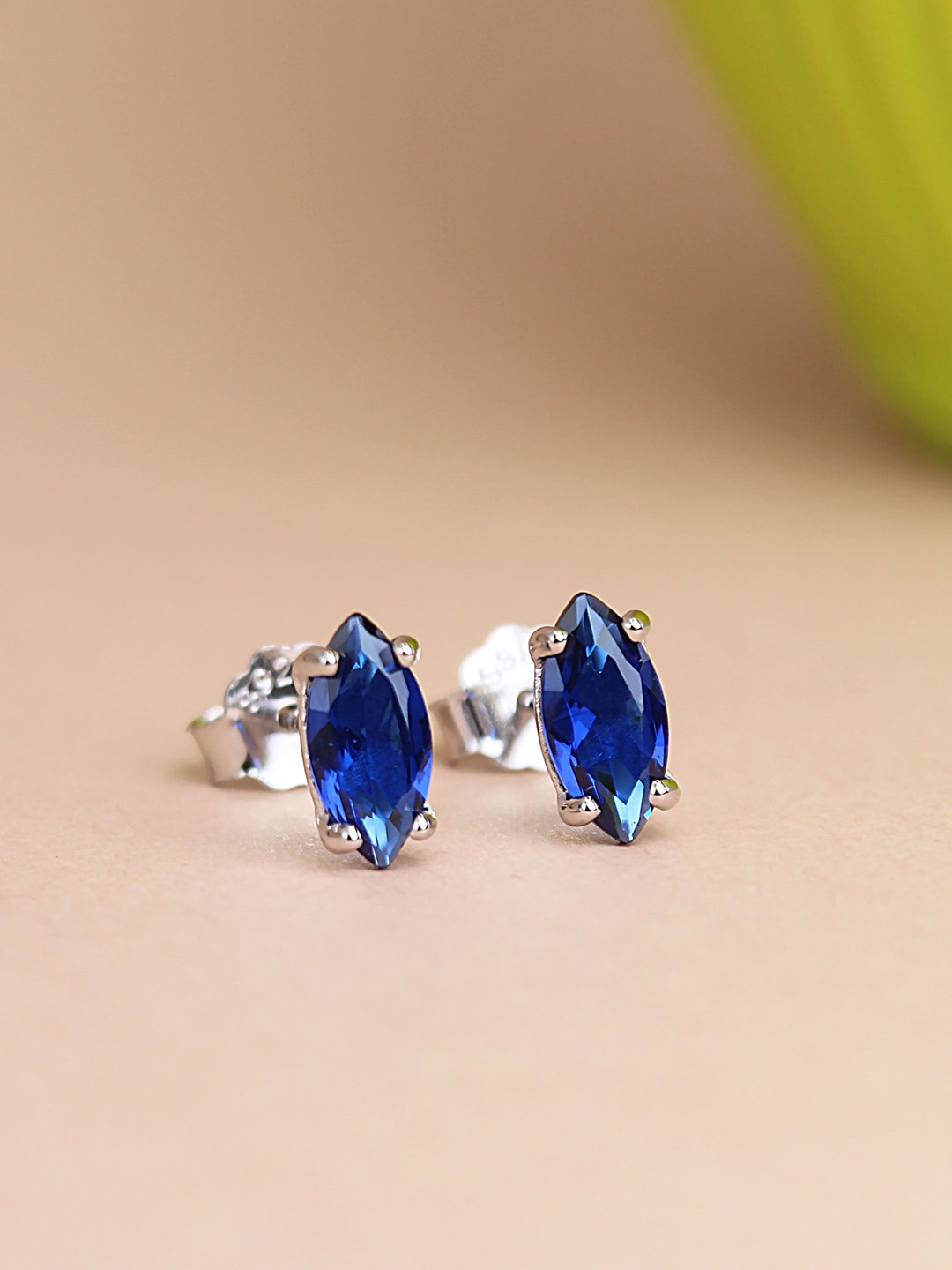 

DEVASHREE Circular Studs Earrings, Blue
